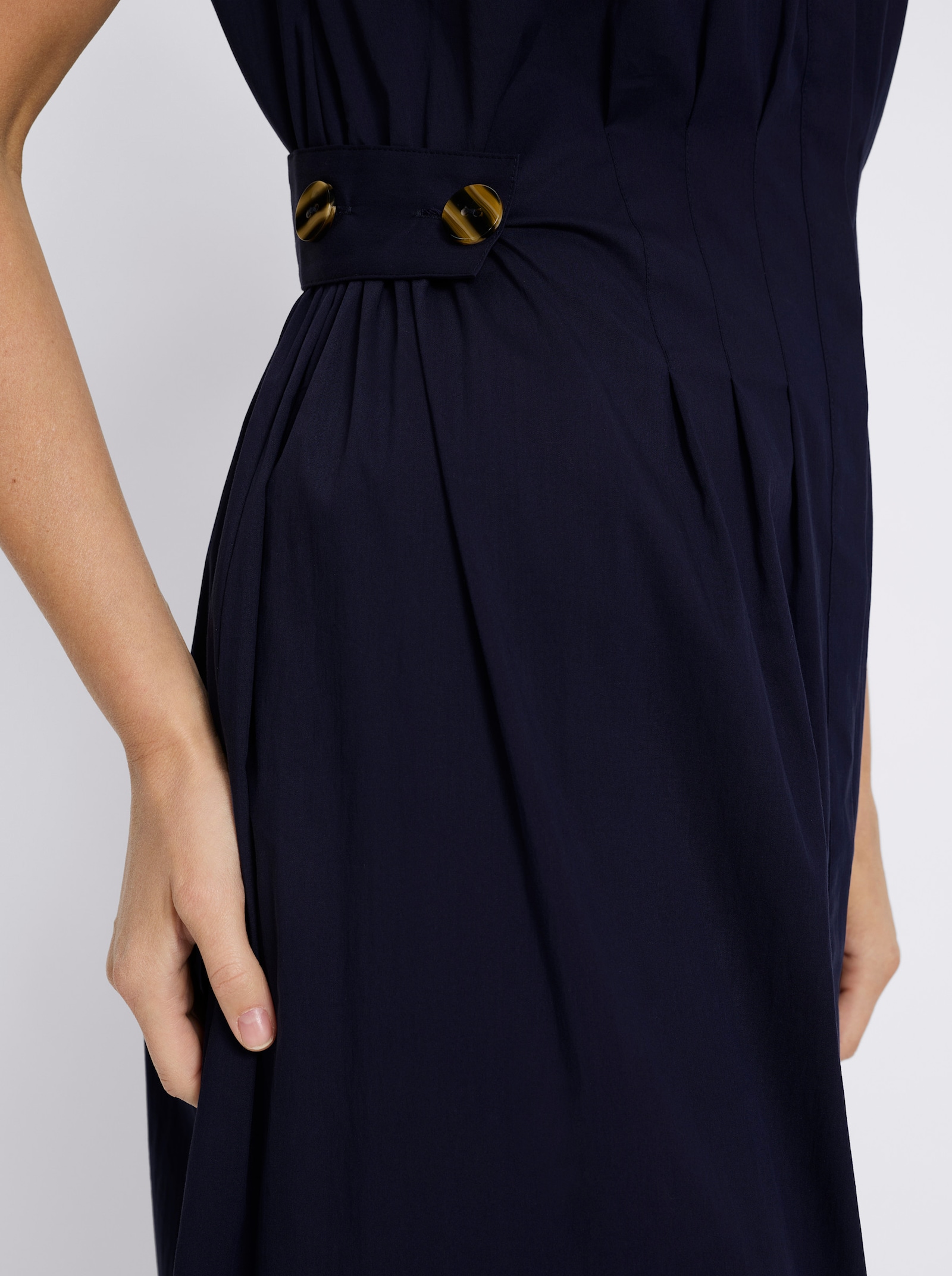 heine Robe tissée avec patte de boutonnage invisible - marine