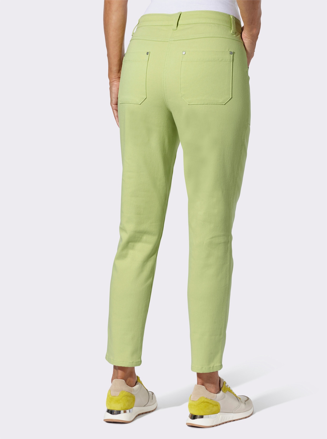 Jeans mit v-förmigem Sattel - pistazie