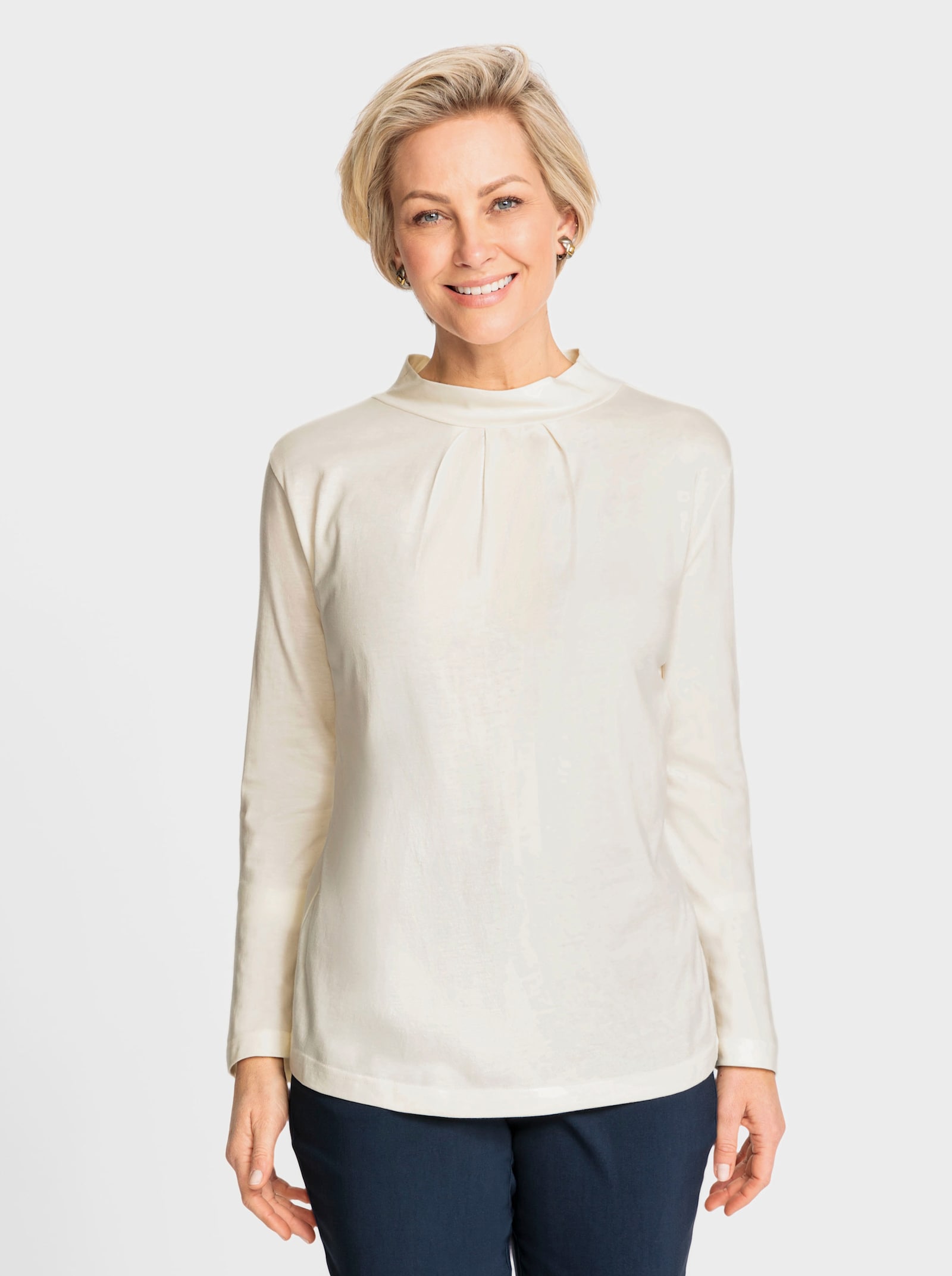 Stehkragenshirt mit Falten am Ausschnitt - champagner