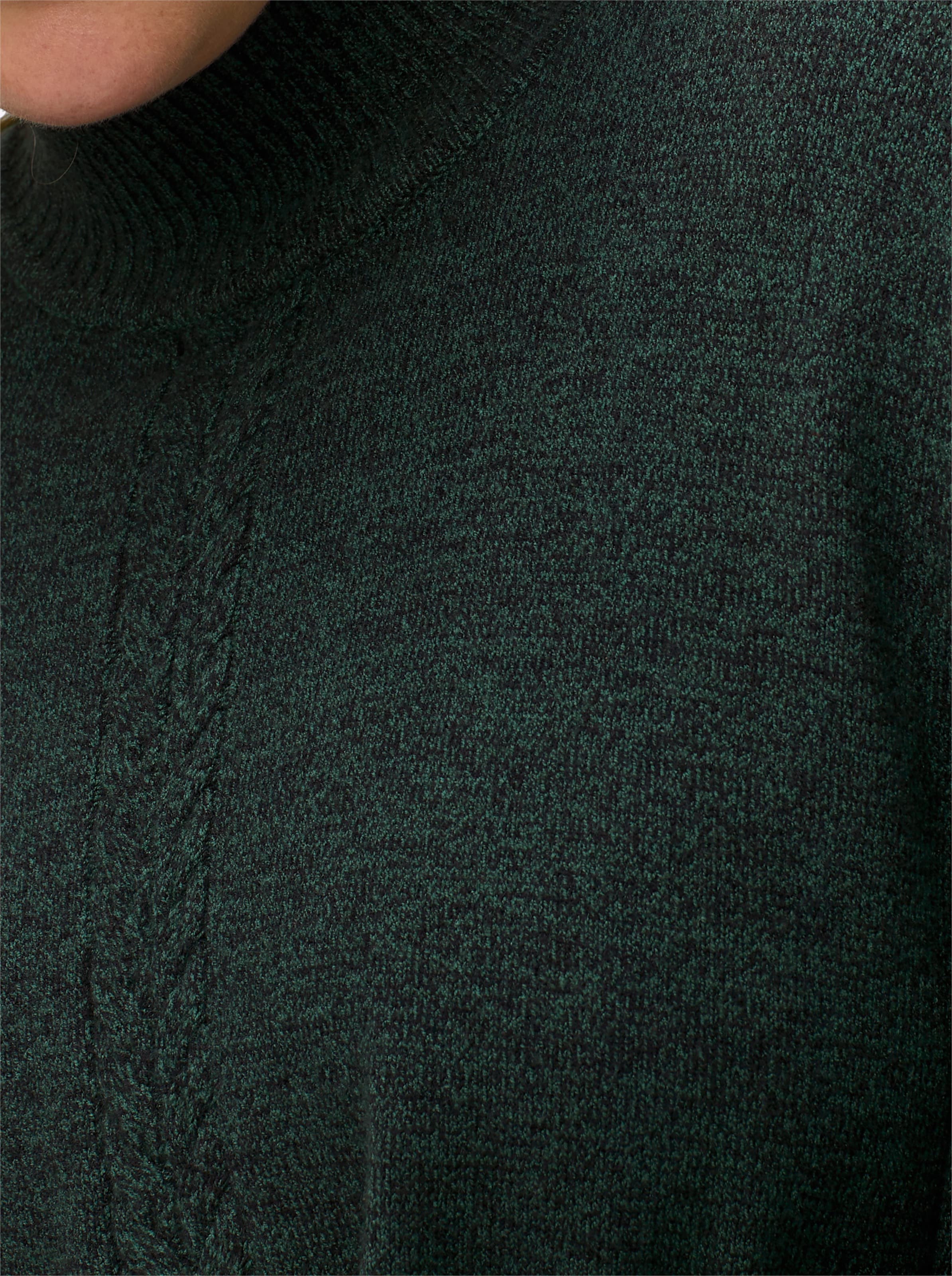 Thumbnail - Strickponcho