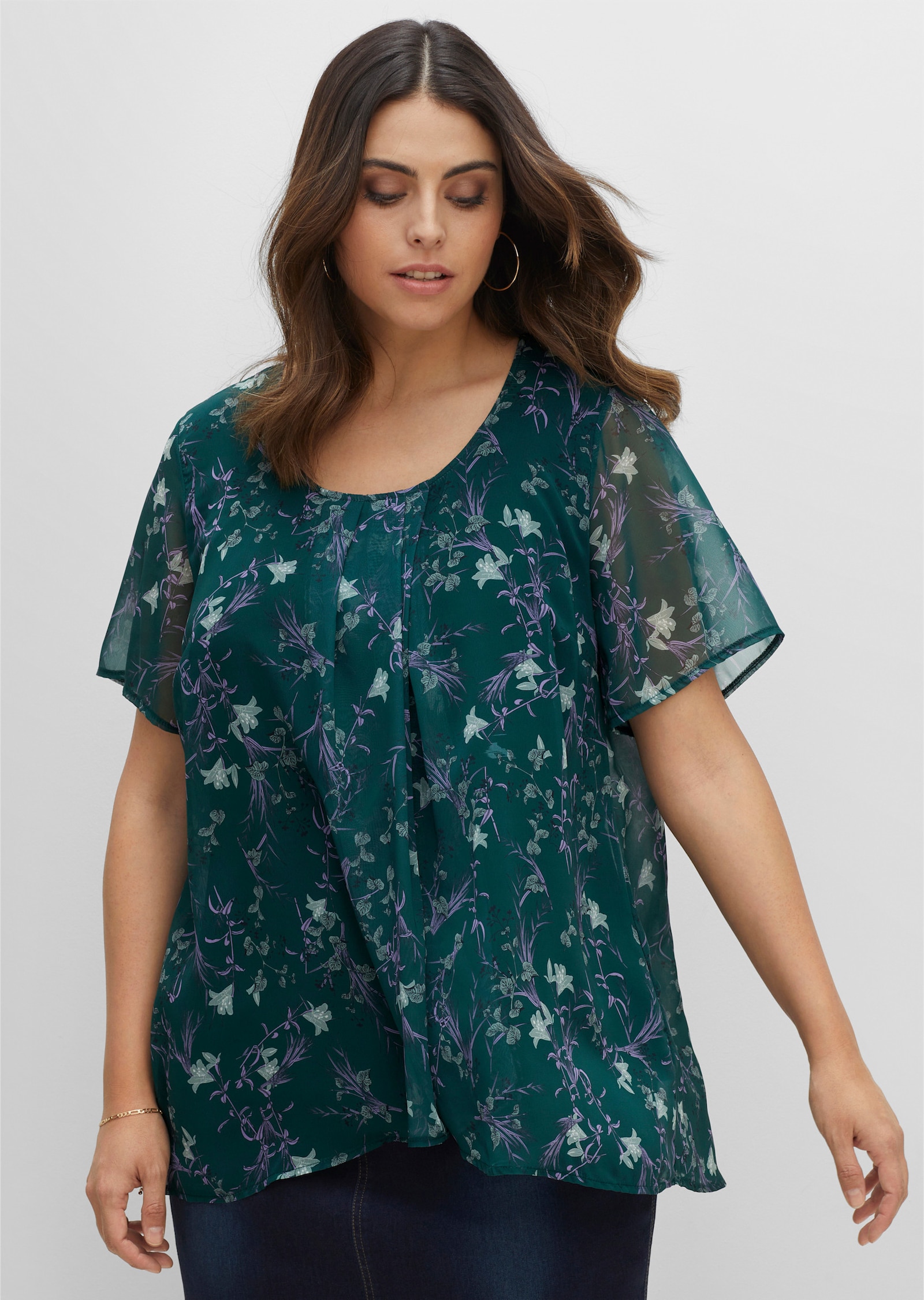 sheego 2-in-1-Shirt aus Chiffon, mit Schlitz vorn - tiefgrün-bedruckt