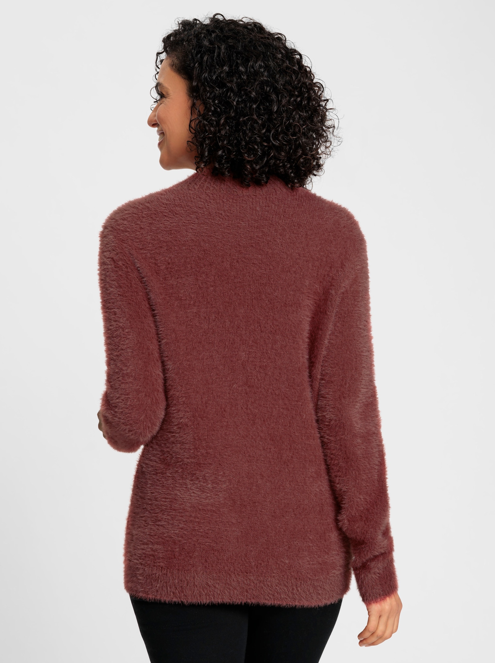 Stehkragenpullover aus Flauschgarn - rotbraun