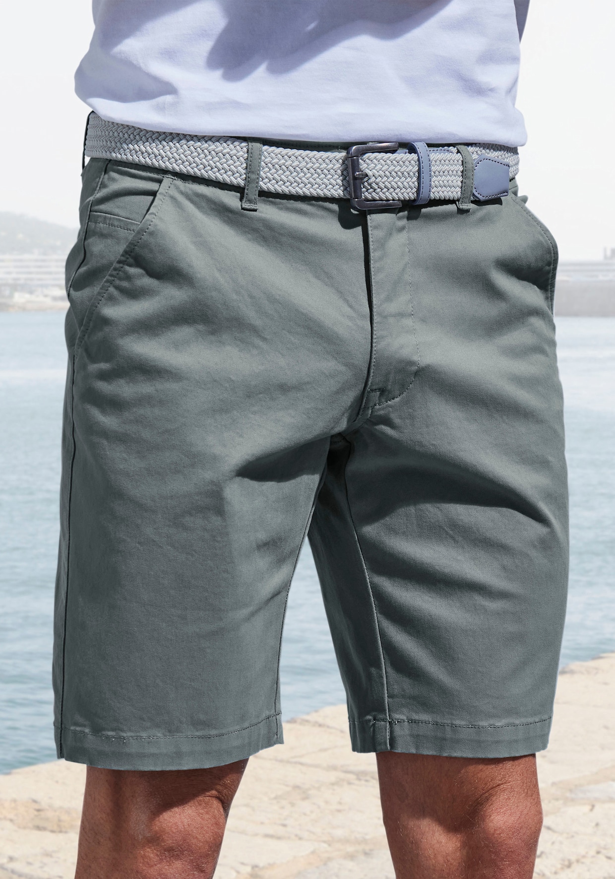 Korte chino - salie