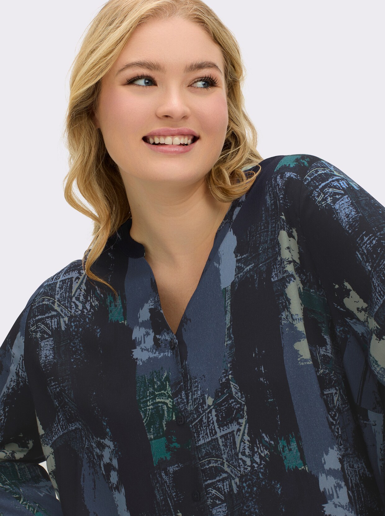 Langarmbluse aus reiner Viskose, bedruckt - ecru-dunkelblau-bedruckt