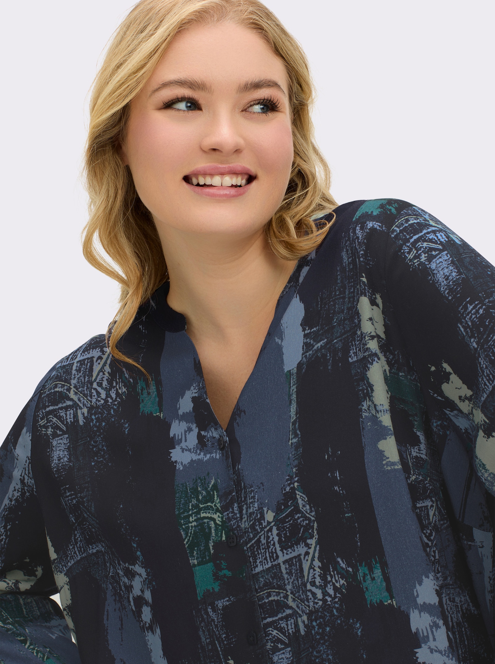 Langarmbluse aus reiner Viskose, bedruckt - ecru-dunkelblau-bedruckt