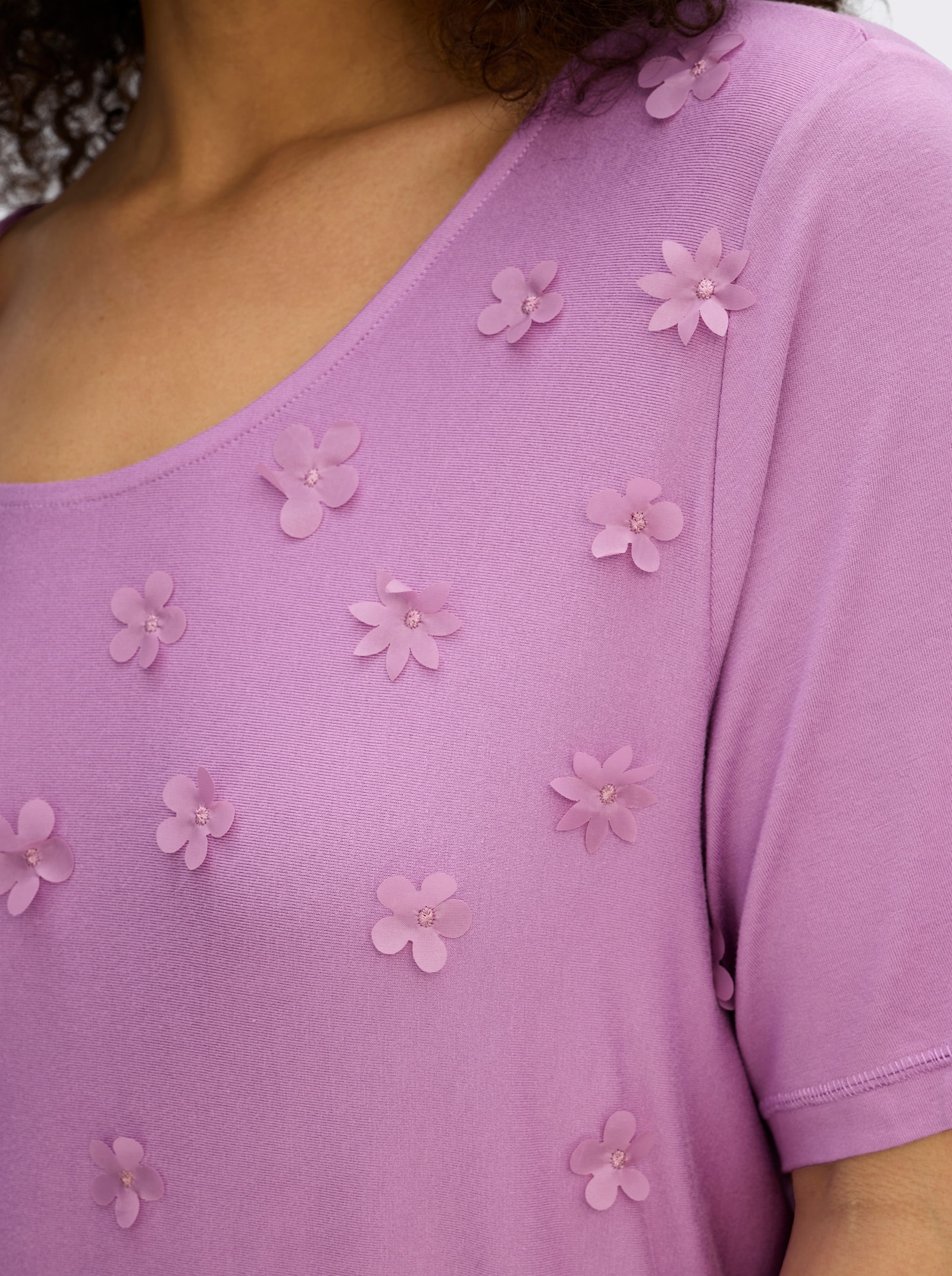 sheego Shirt mit 3D-Blütenapplikationen - orchidee