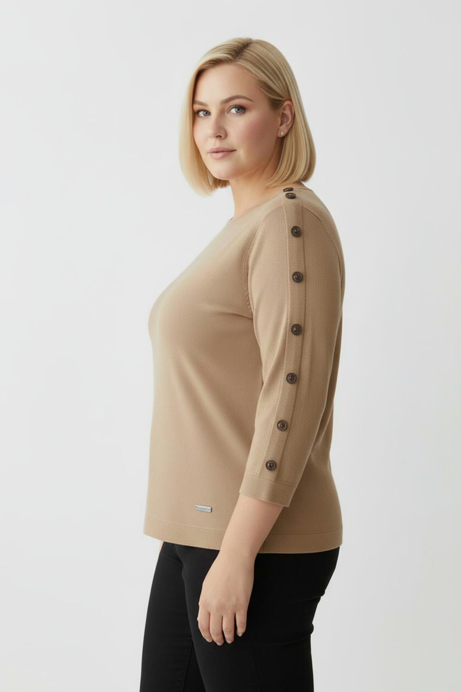 3/4 Arm-Pullover mit Zierknopf-Detail - camel