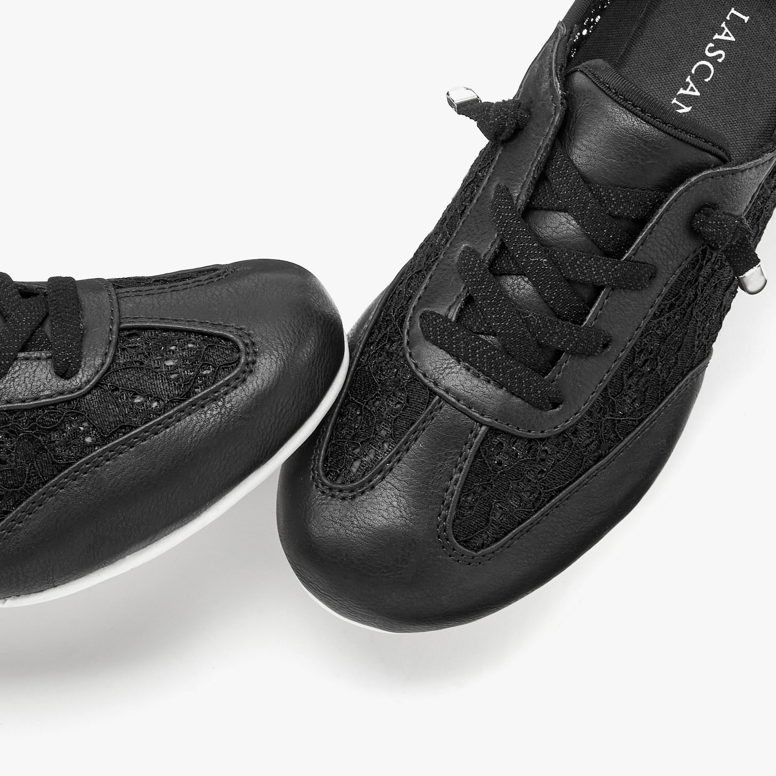 LASCANA Sneaker - zwart