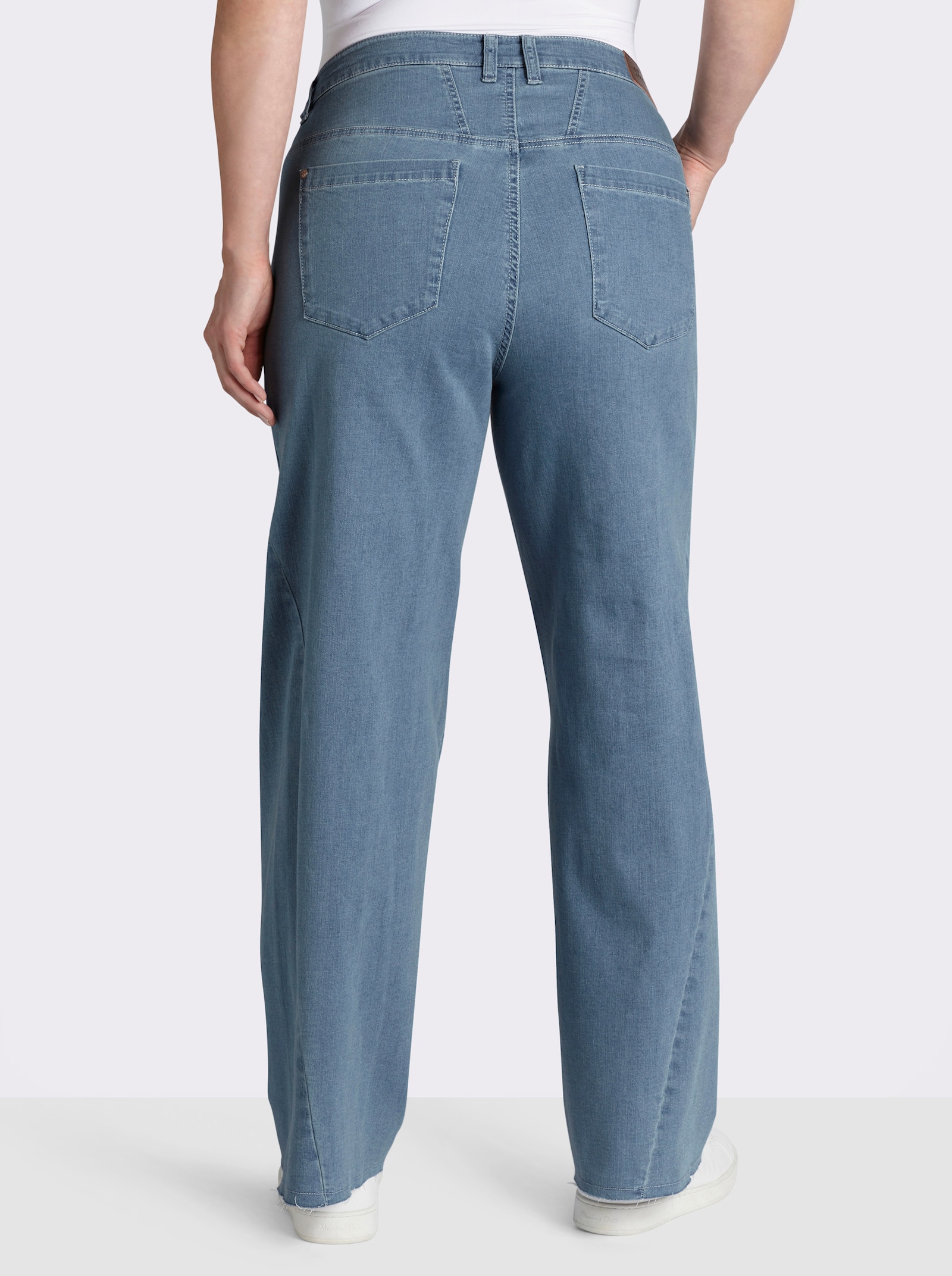 sheego Jeans mit weitem, ausgestelltem Bein - blue-bleached