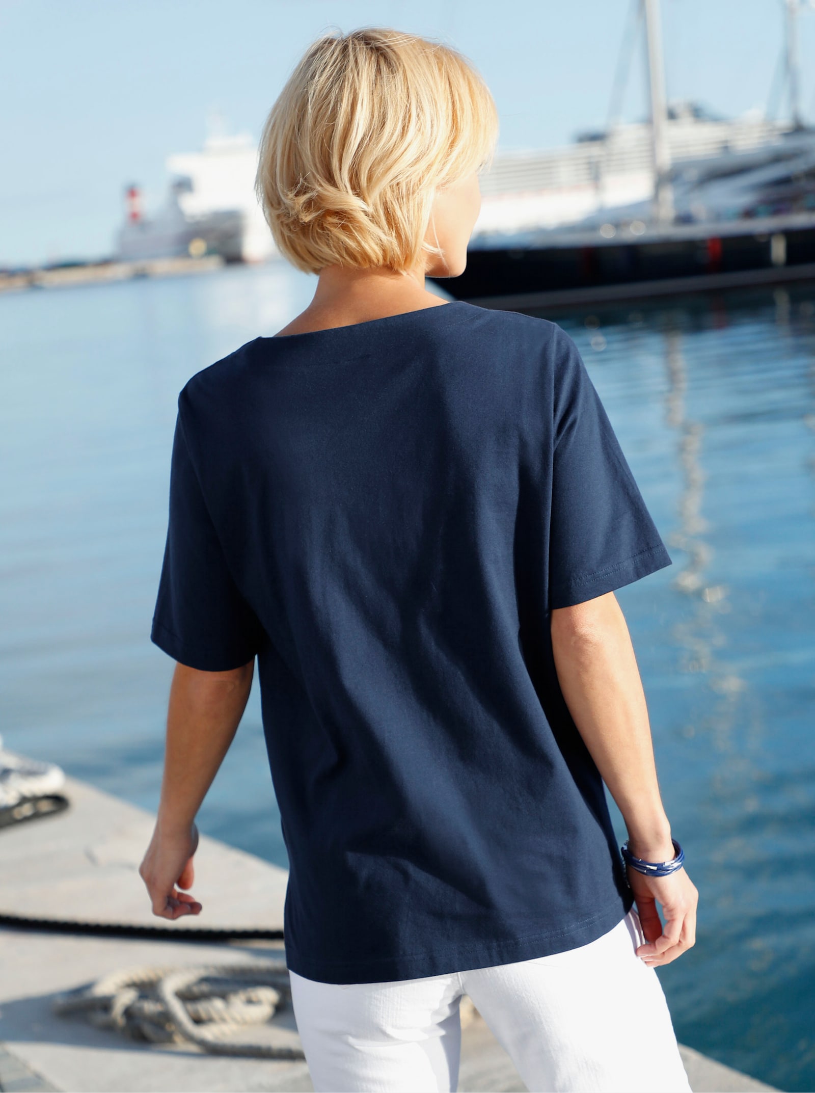 Kurzarmshirt mit Muschel-Druck - marine