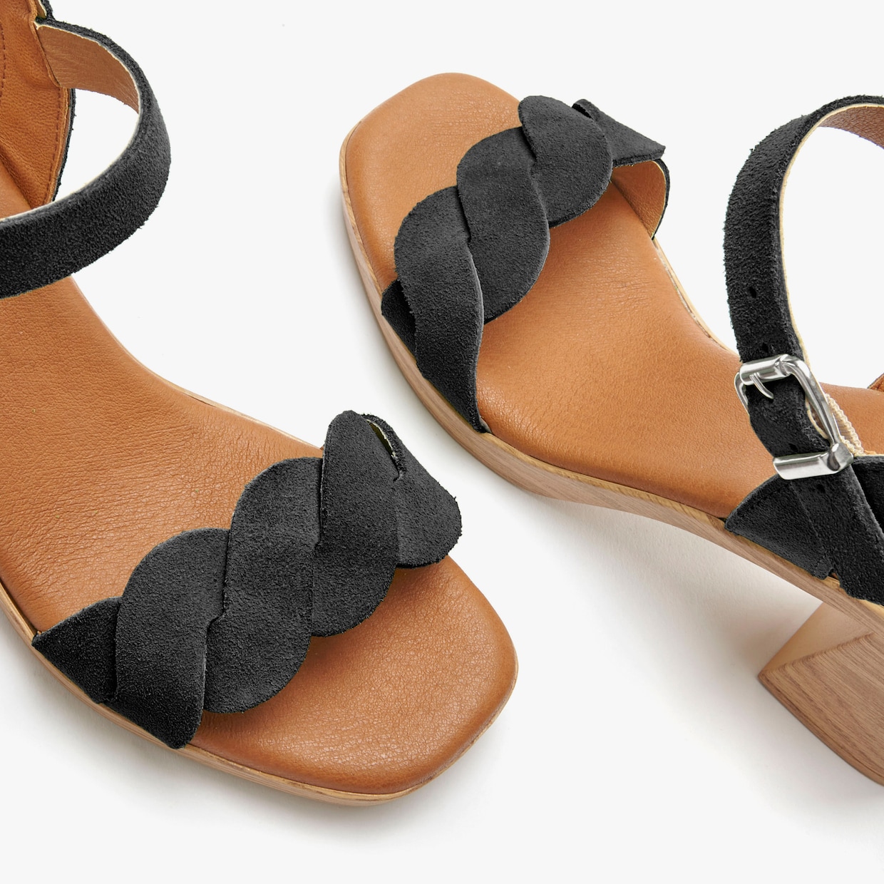 LASCANA Riemchensandalette - schwarz