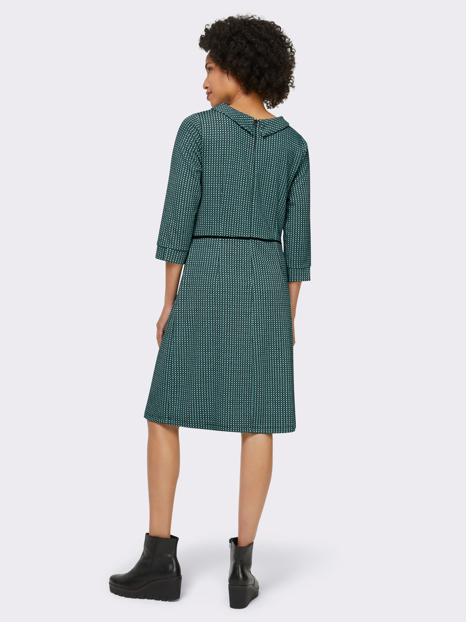 heine Jerseykleid mit 2 Taschen - schwarz-ozean-gemustert