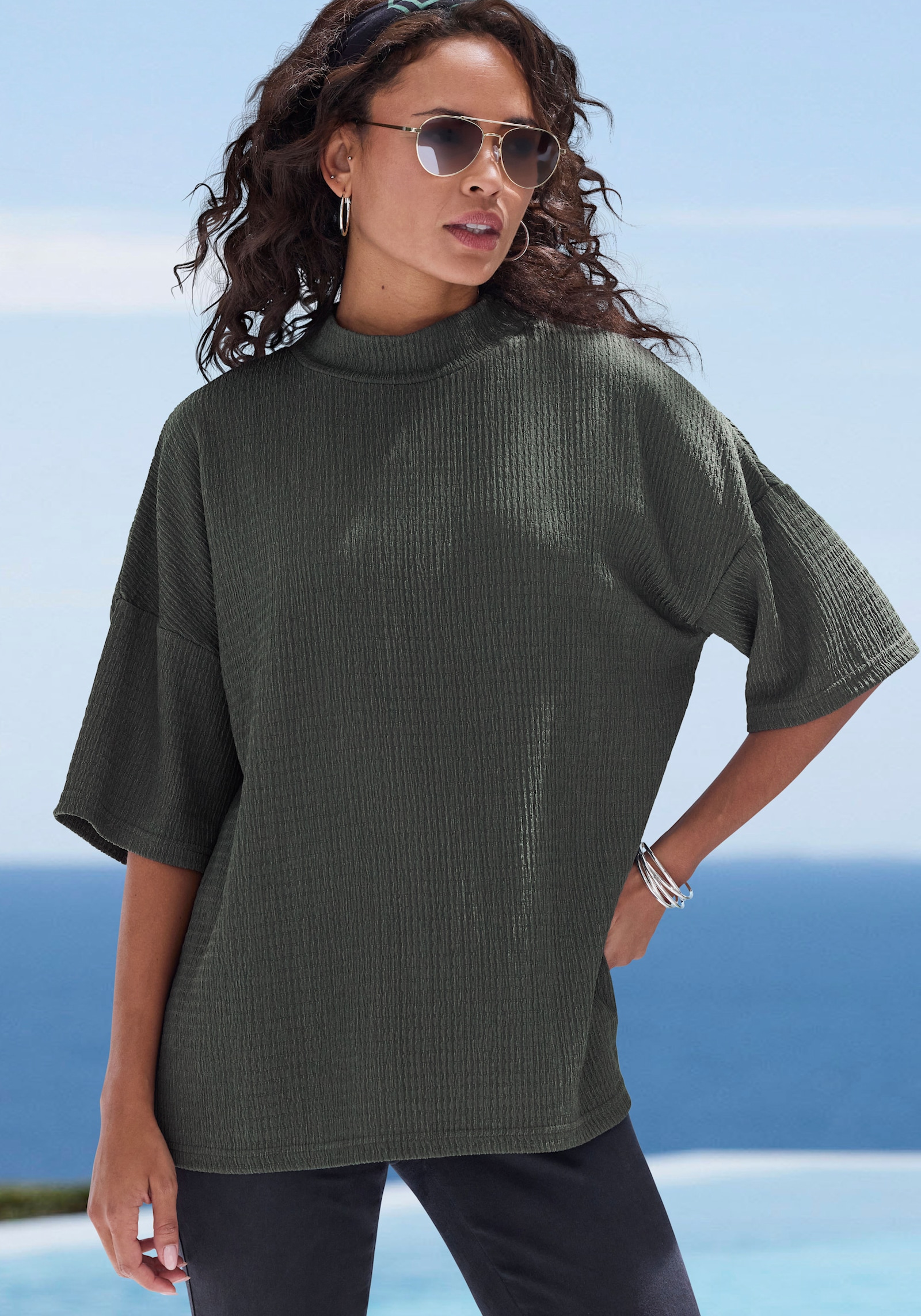 LASCANA Kurzarmshirt - graugrün