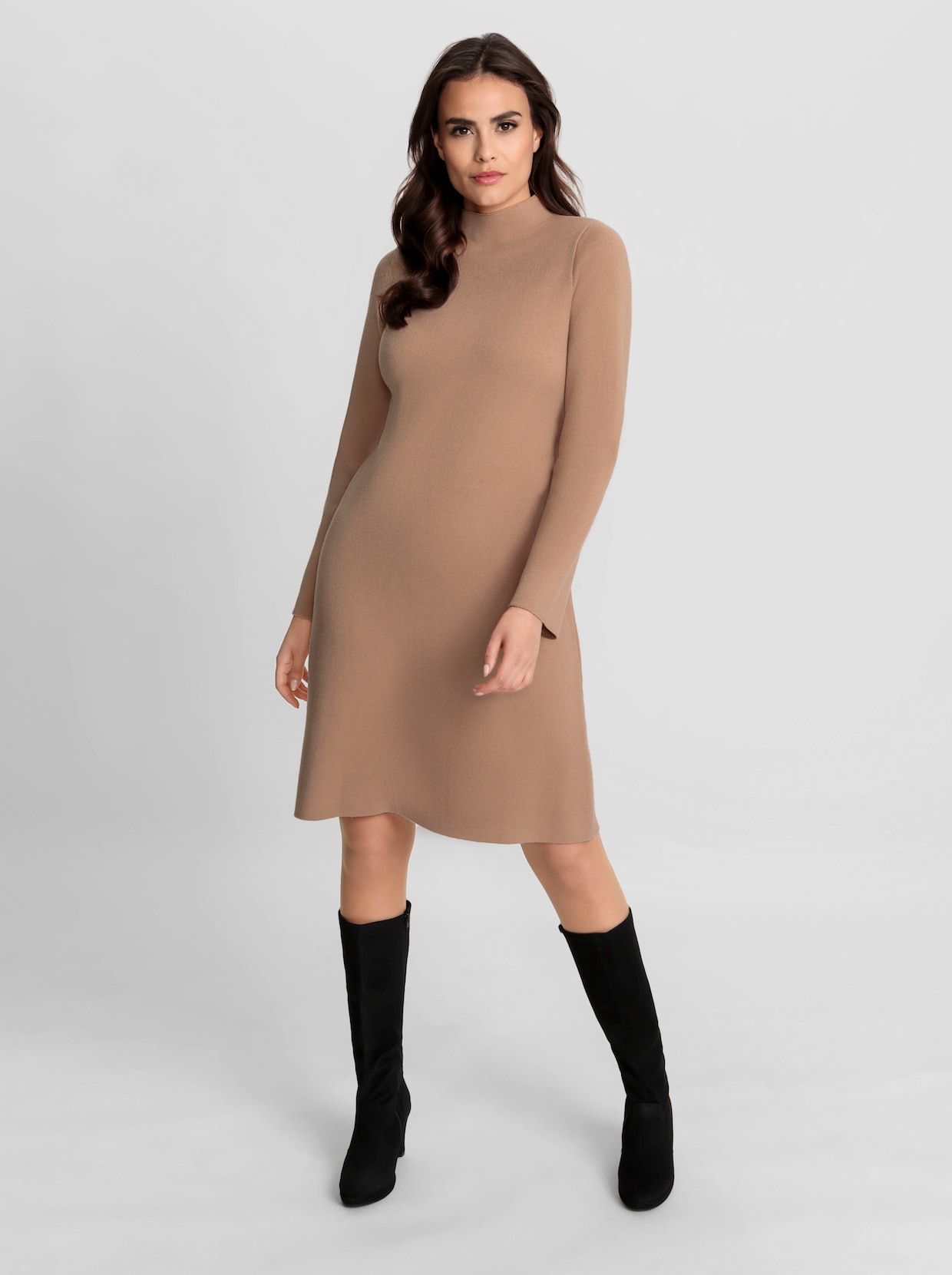 heine Strickkleid - camel