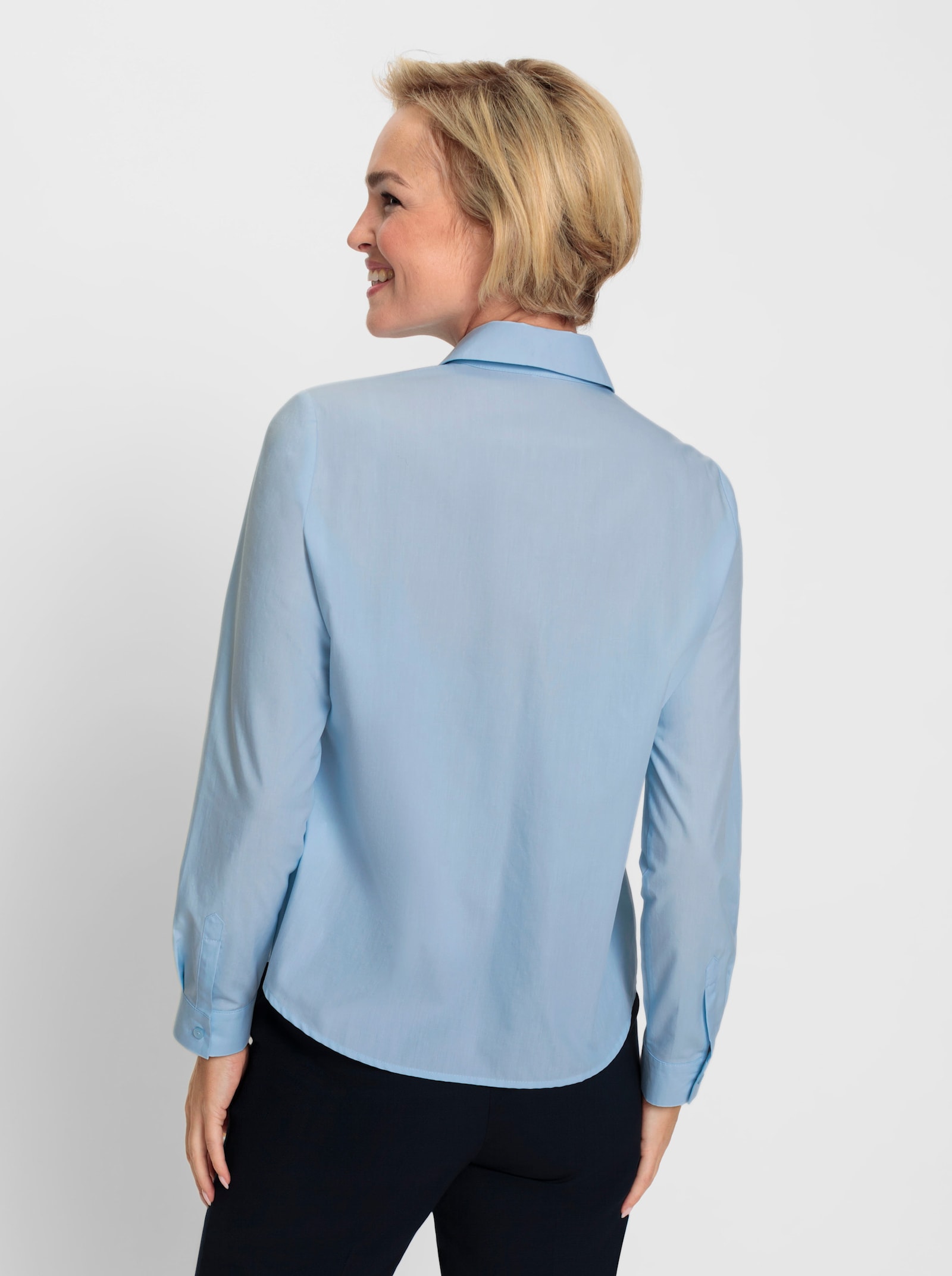 Blouse met lange mouwen en knoopmanchetten - lichtblauw