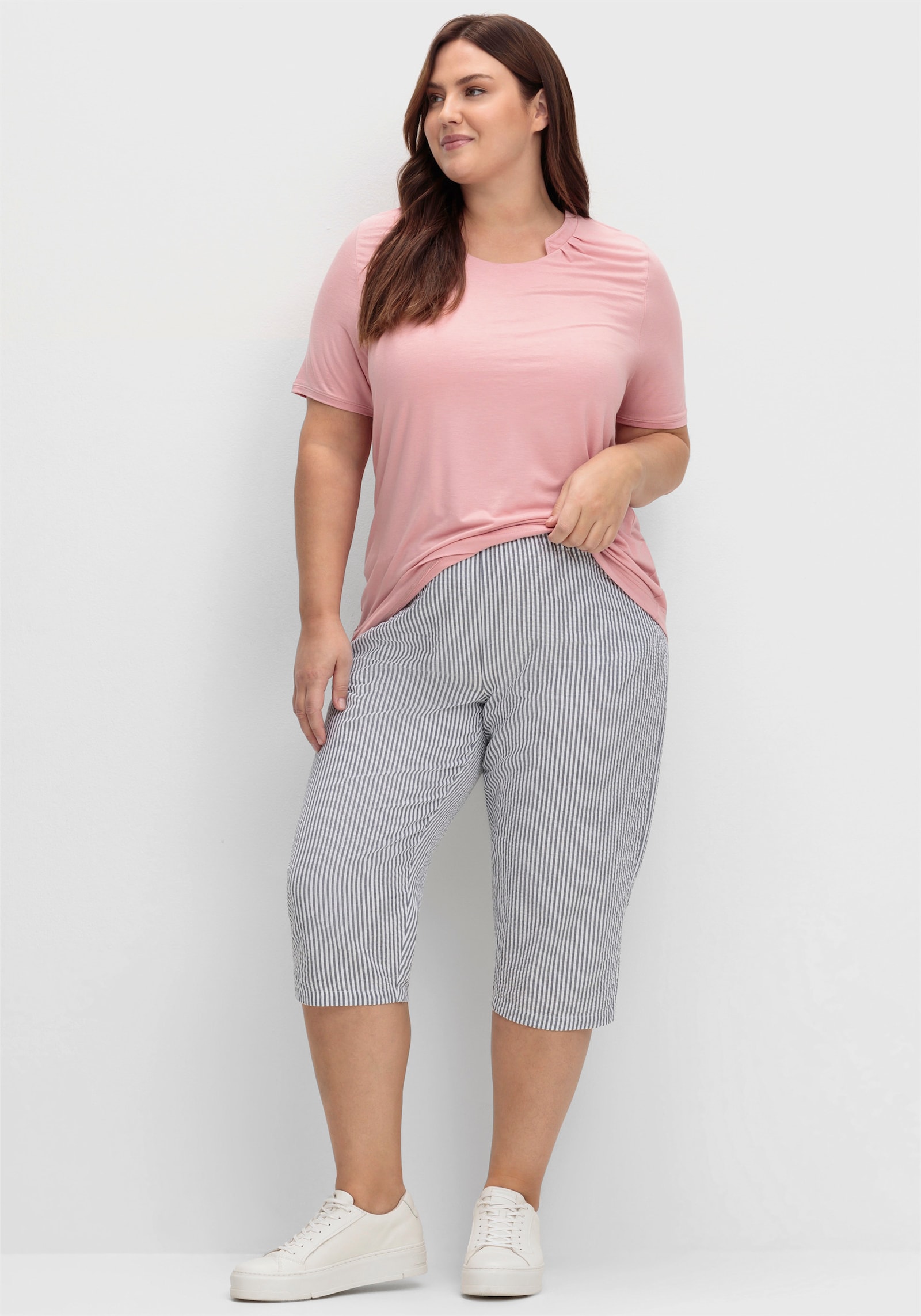 Caprihose aus Seersucker, gestreift - dunkelblau-gestreift