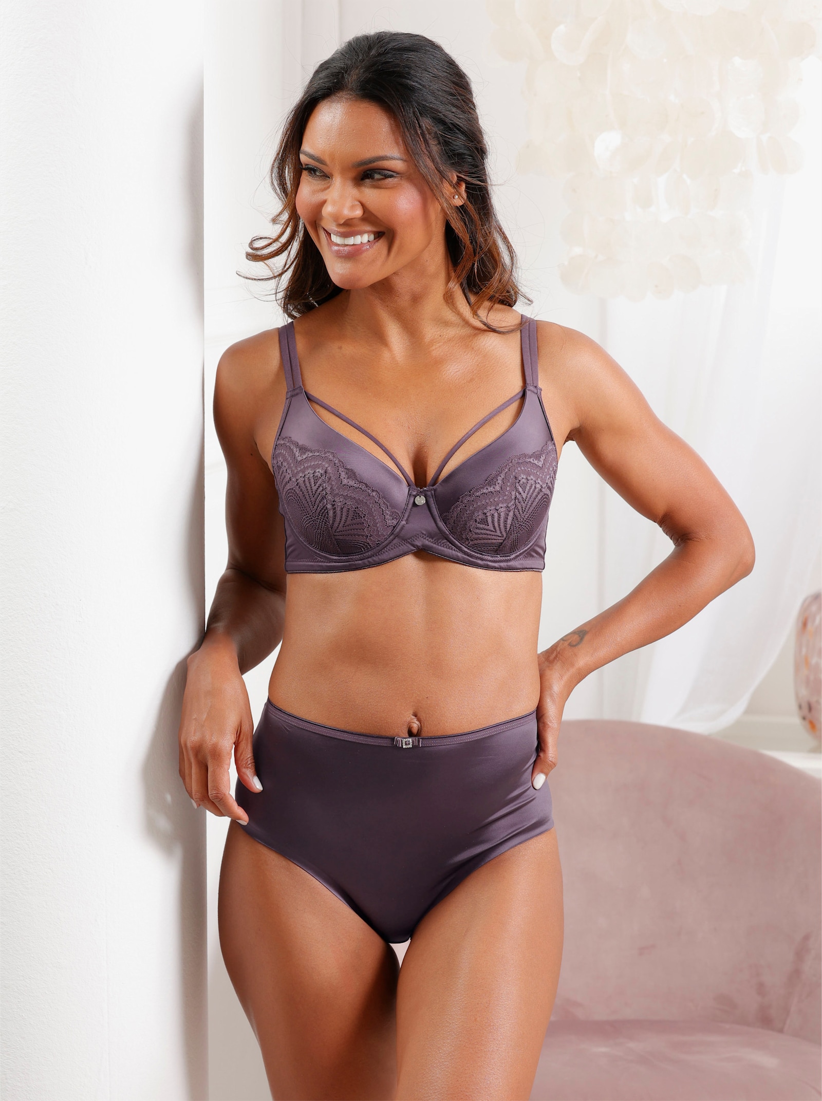wäschepur Beha met cups en beugel - aubergine