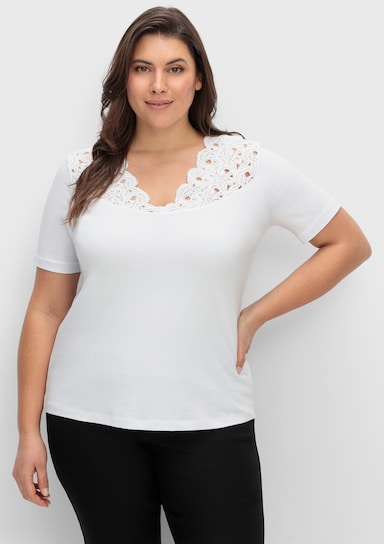 Spitzenshirt mit V-Ausschnitt - weiß
