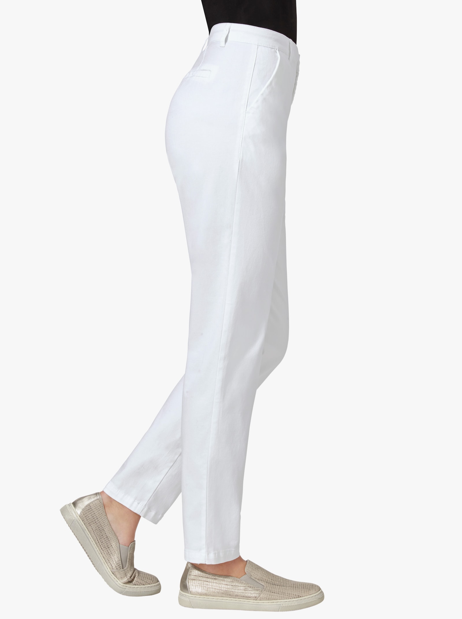  Boyfriend-Hose mit Gürtelschlaufen - weiss