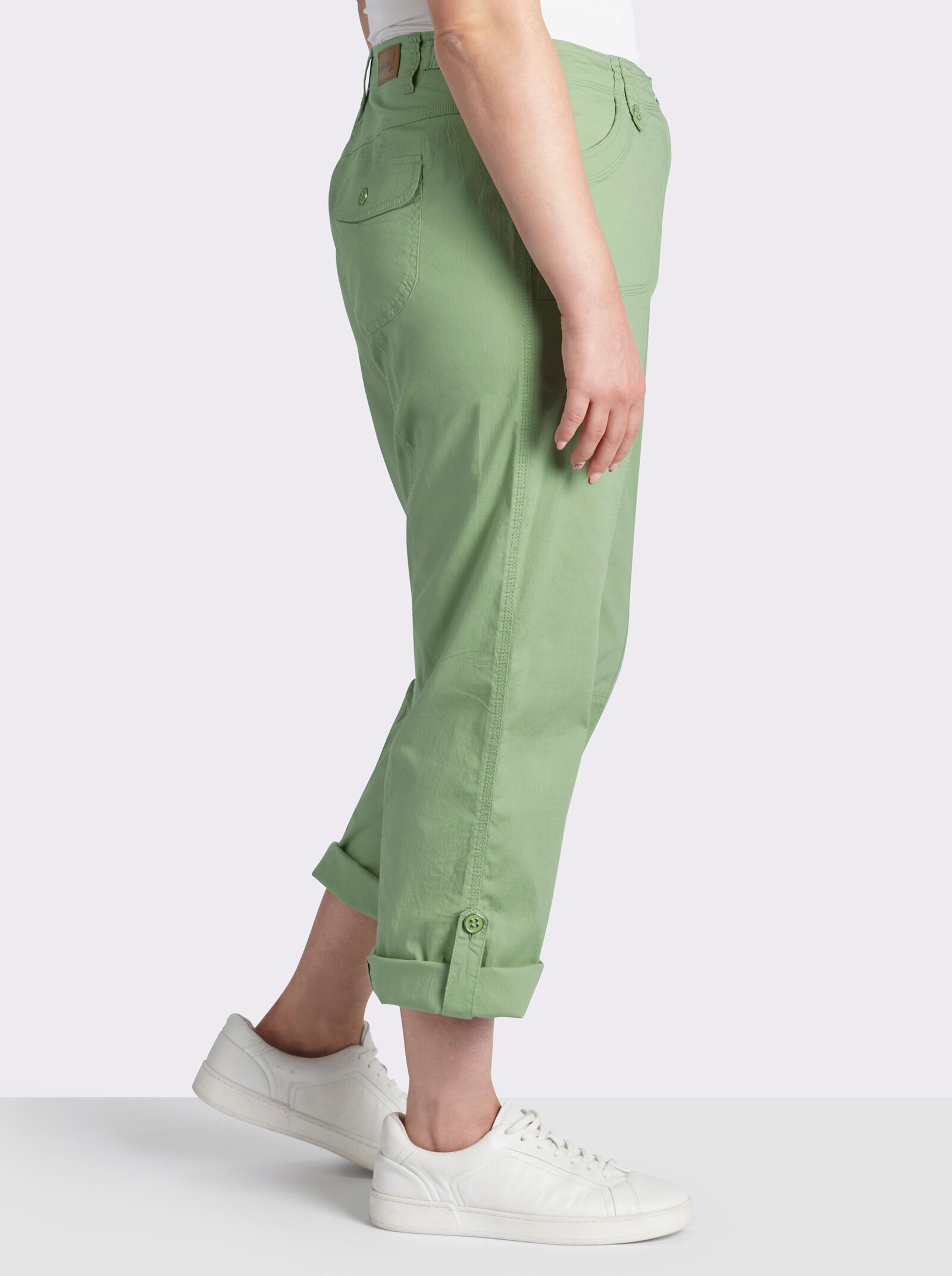 Baumwollhose mit krempelbaren Beinen - eucalyptus