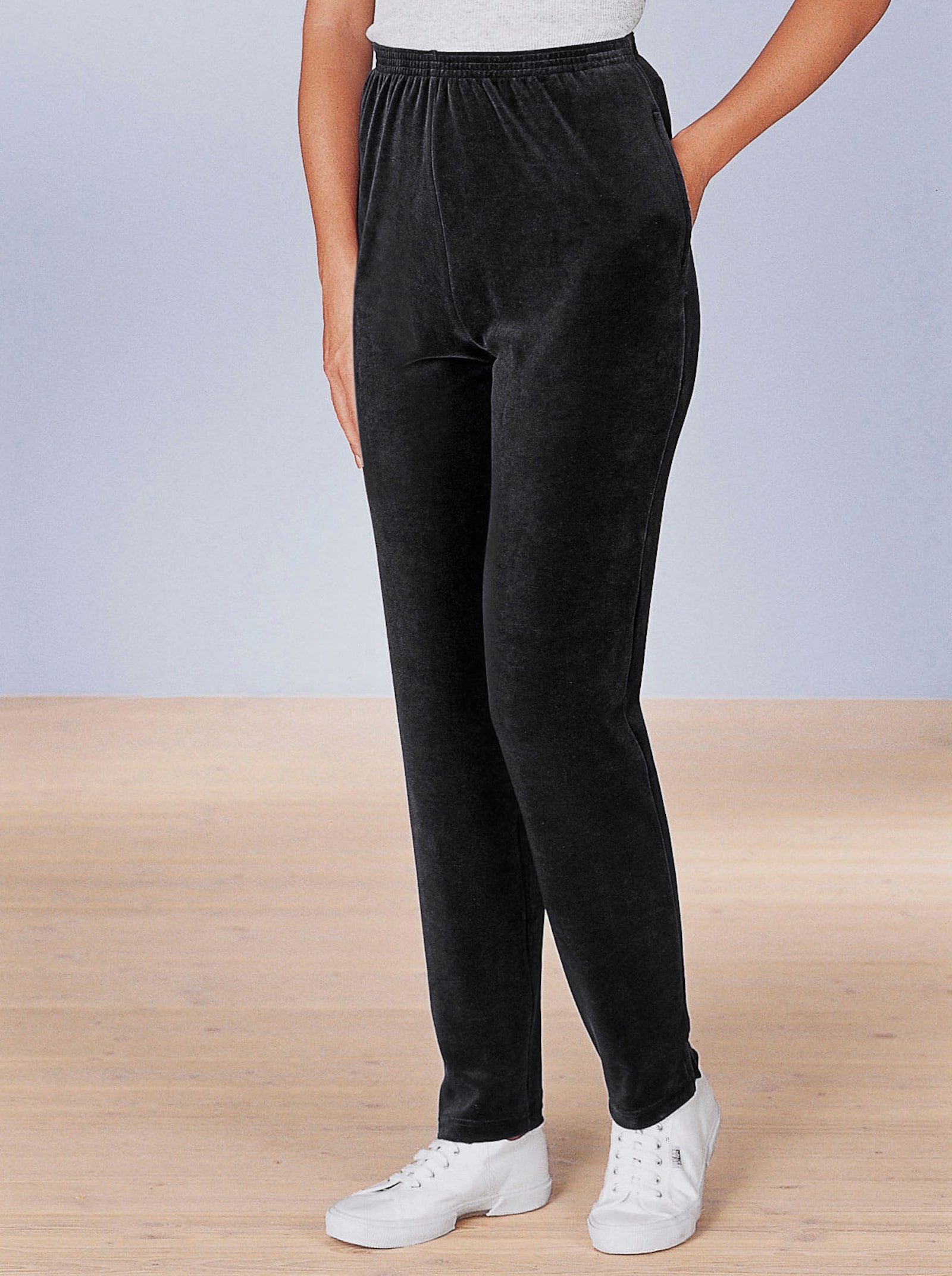 Nickybroek met 2 zijzakken - zwart