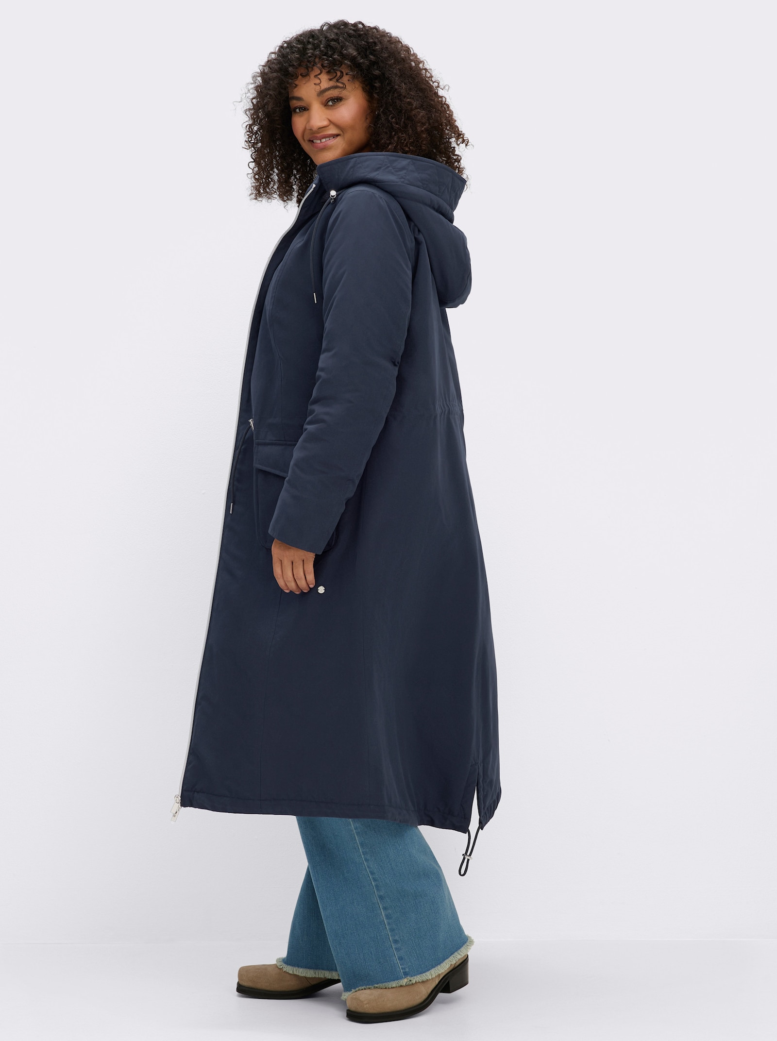 sheego Parka in wärmender Qualität - tiefblau