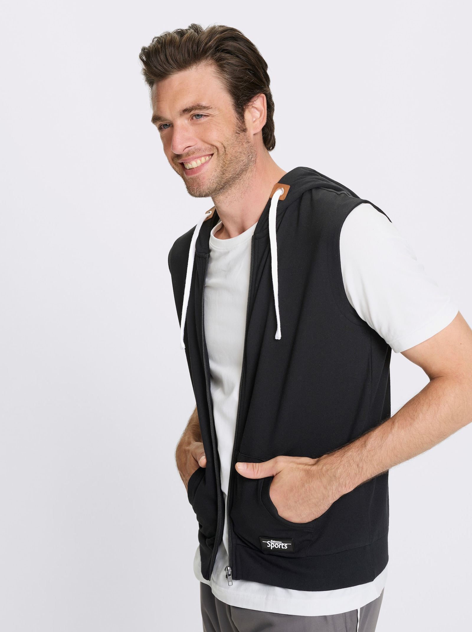 Catamaran Sports Sweatweste mit weitenregulierbarer Kapuze - schwarz