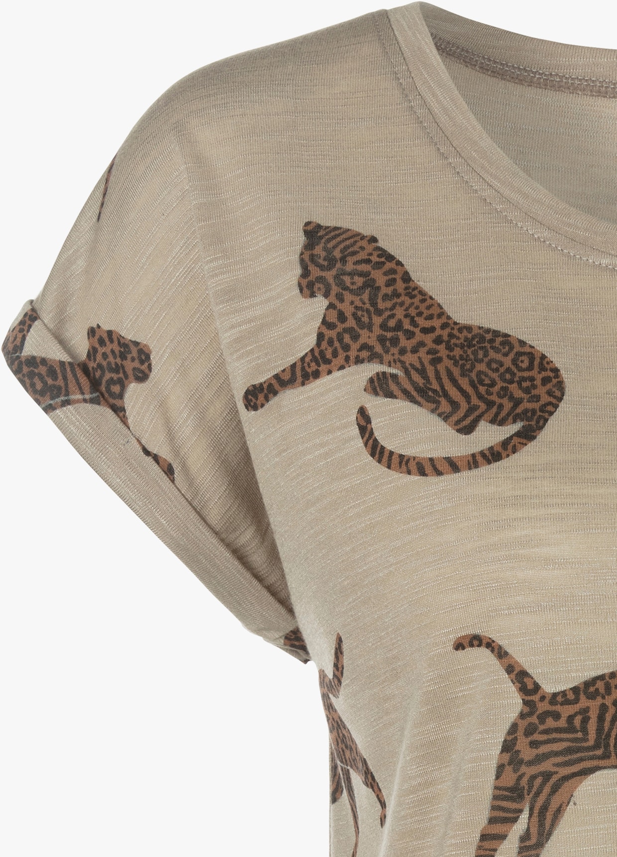 LASCANA T-shirt - luipaard bedrukt