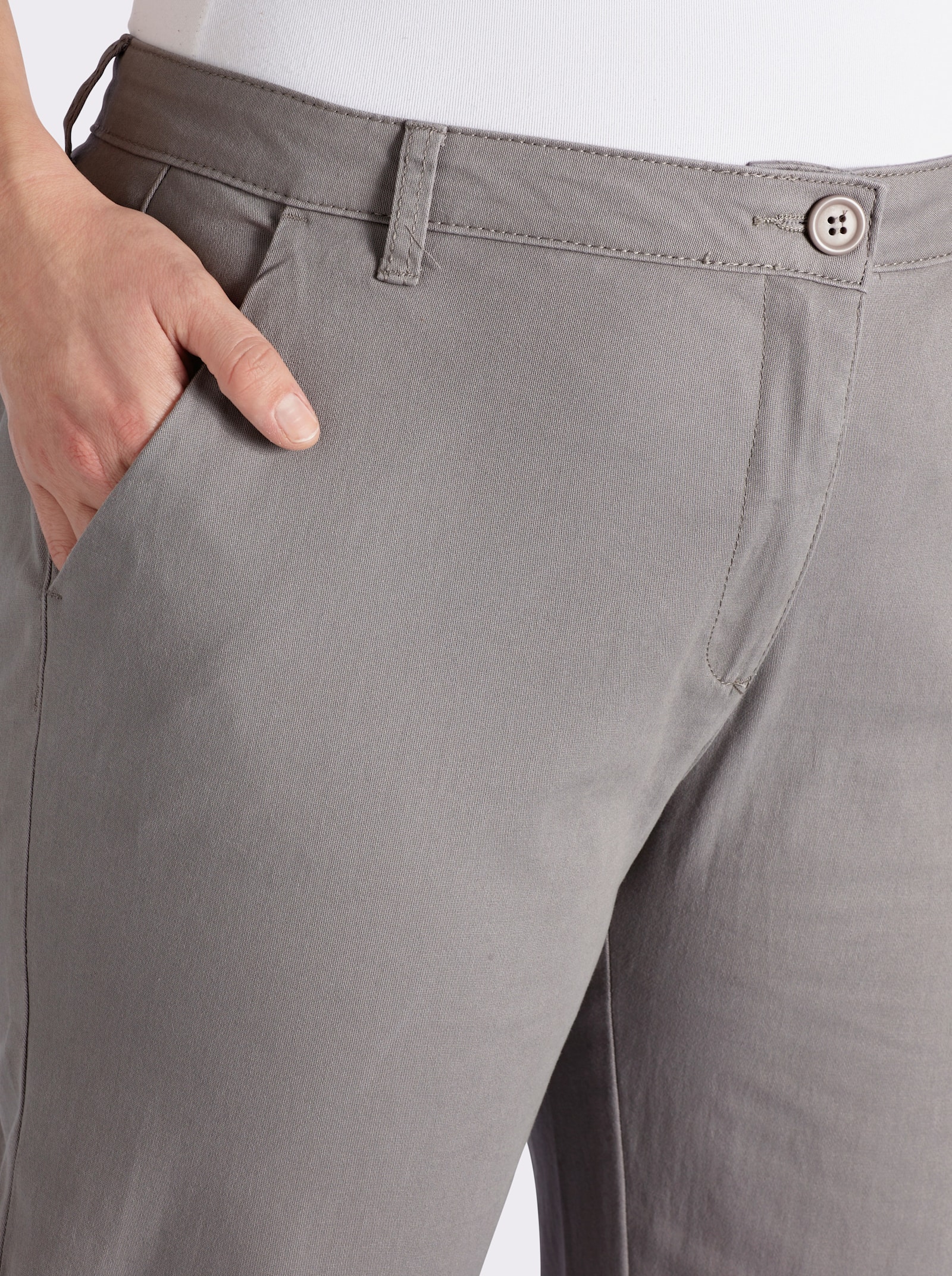 Boyfriend-Hose mit Gürtelschlaufen - grau