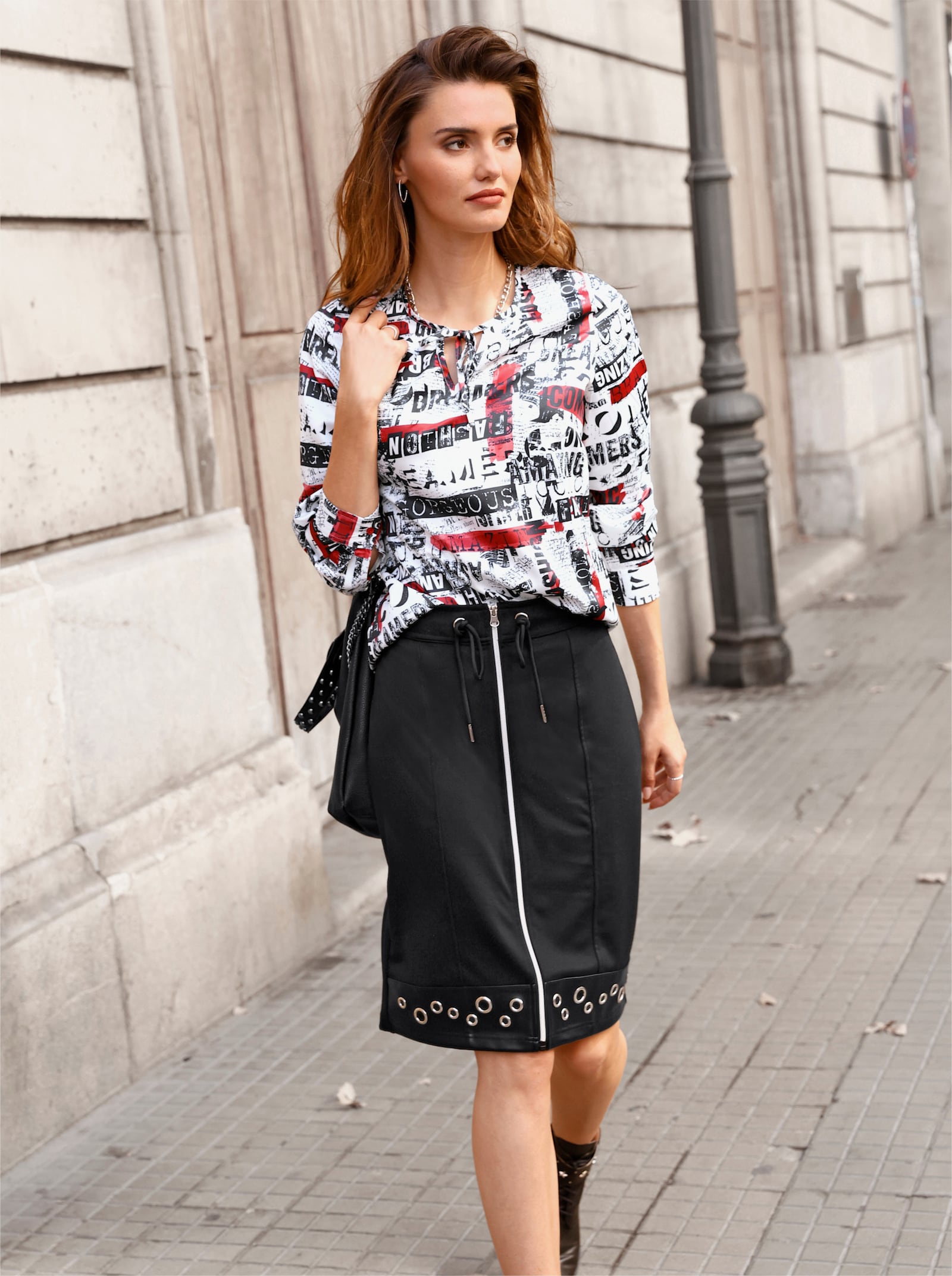 Schlupf-Bluse mit Lettering-Druck - weiß-schwarz-bedruckt