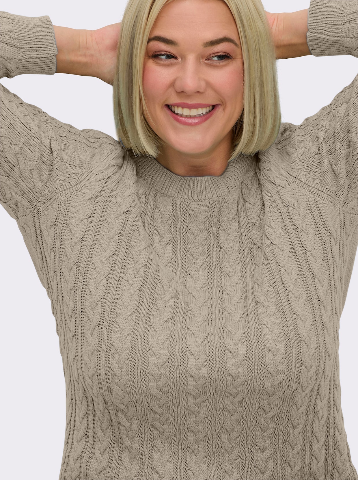 Strickpullover mit Zopfmuster - sand