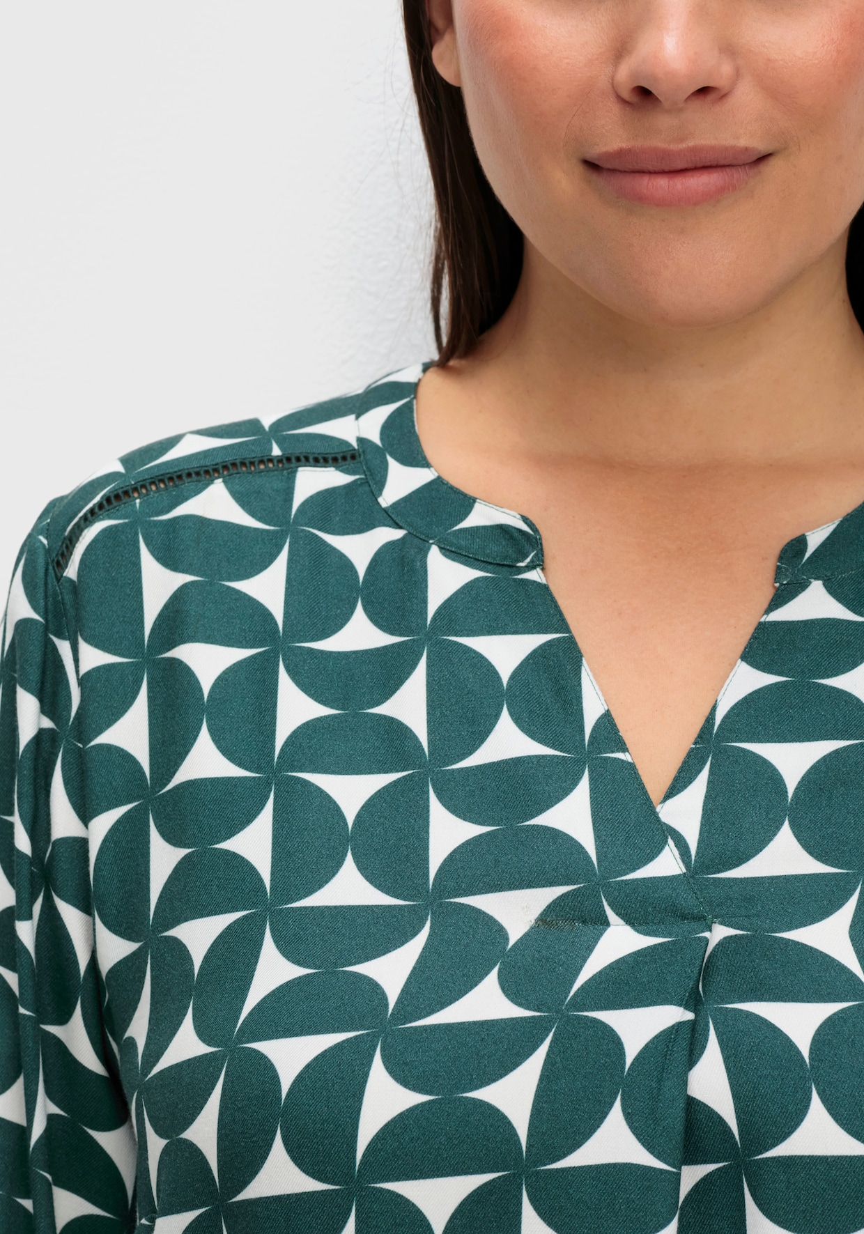sheego Tuniek - diepgroen gedessineerd