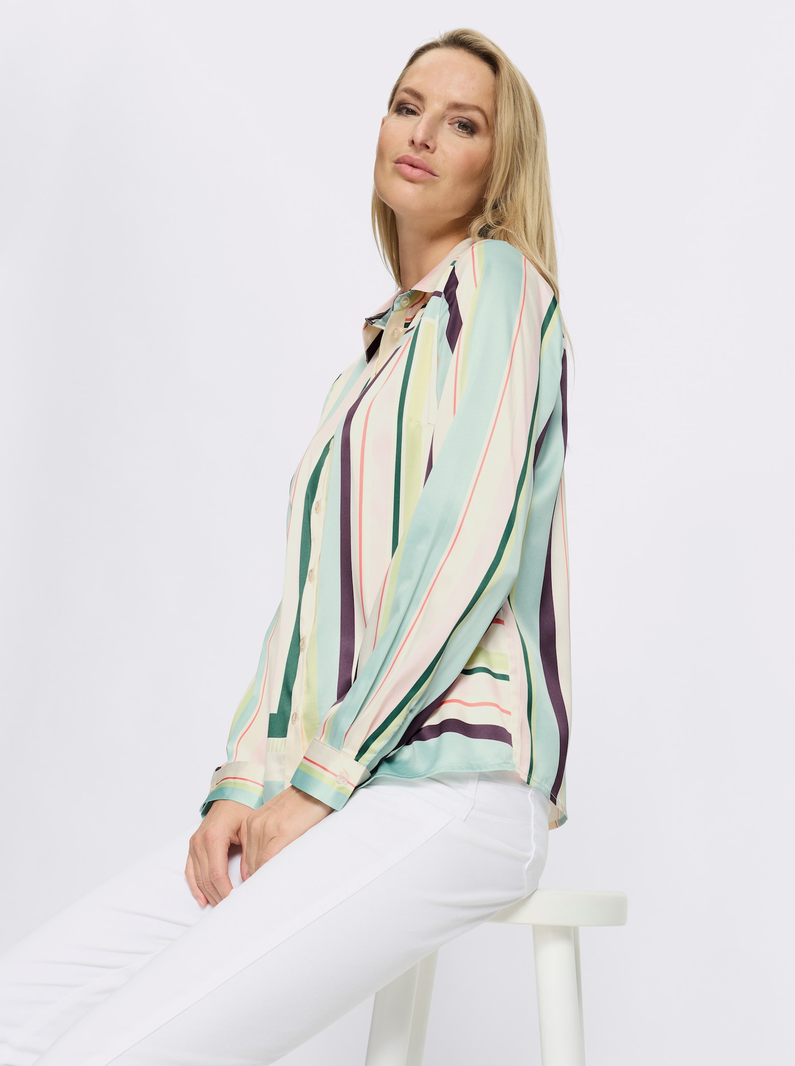 heine Druckbluse mit grafischem Dessin - kalkmint-hellrosé-bedruckt