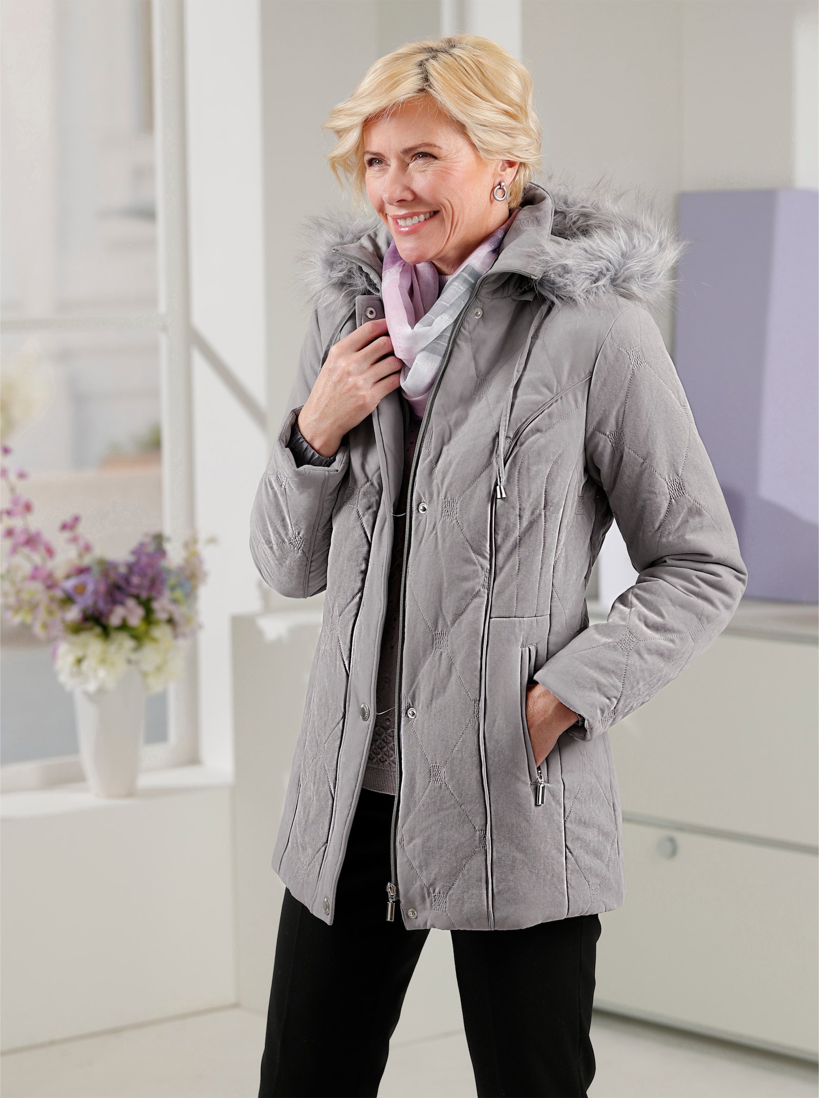 Jack met capuchon van fluweelzacht materiaal - grijs