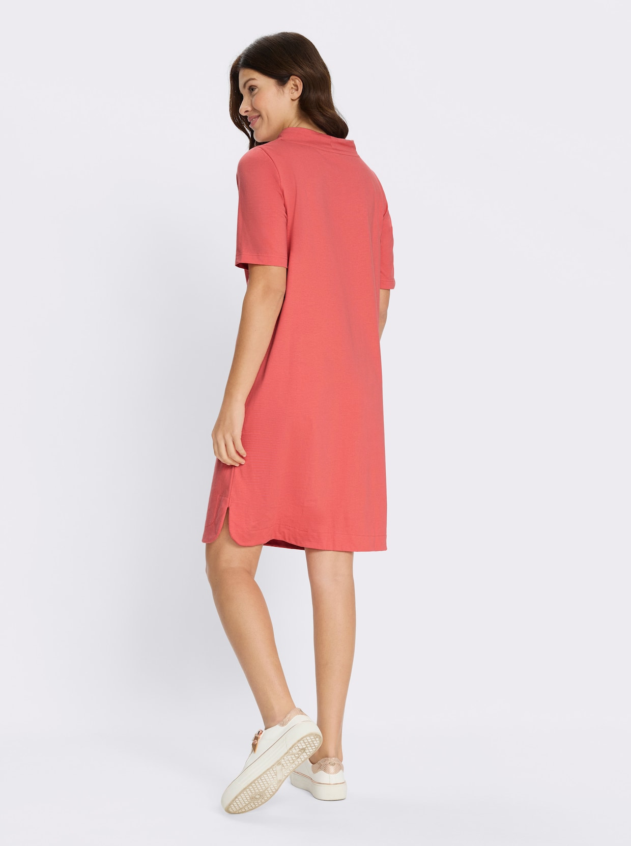 Jerseykleid mit abgerundeten Seitenschlitzen - koralle