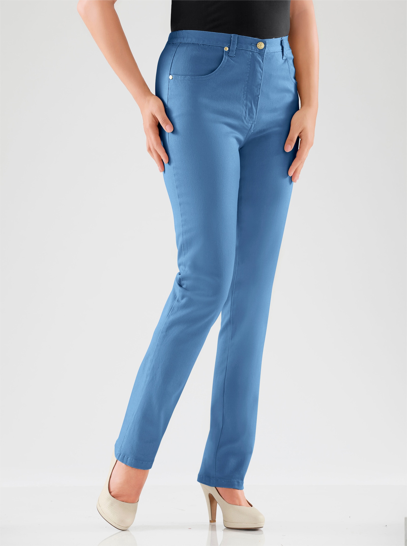 Jeans mit abgerundeten Taschen - blue-bleached