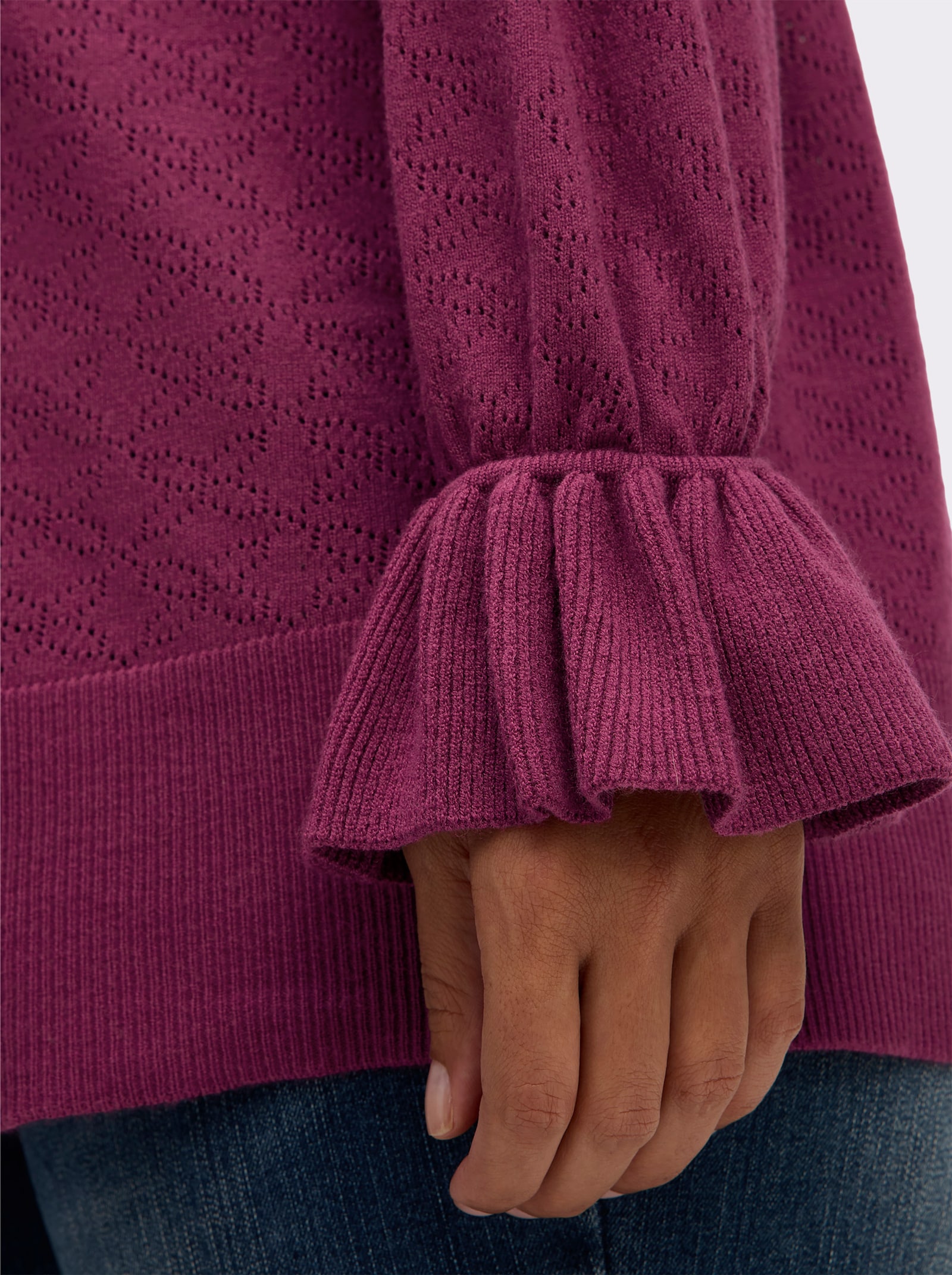 sheego Ajourpullover mit Volantärmeln - malve