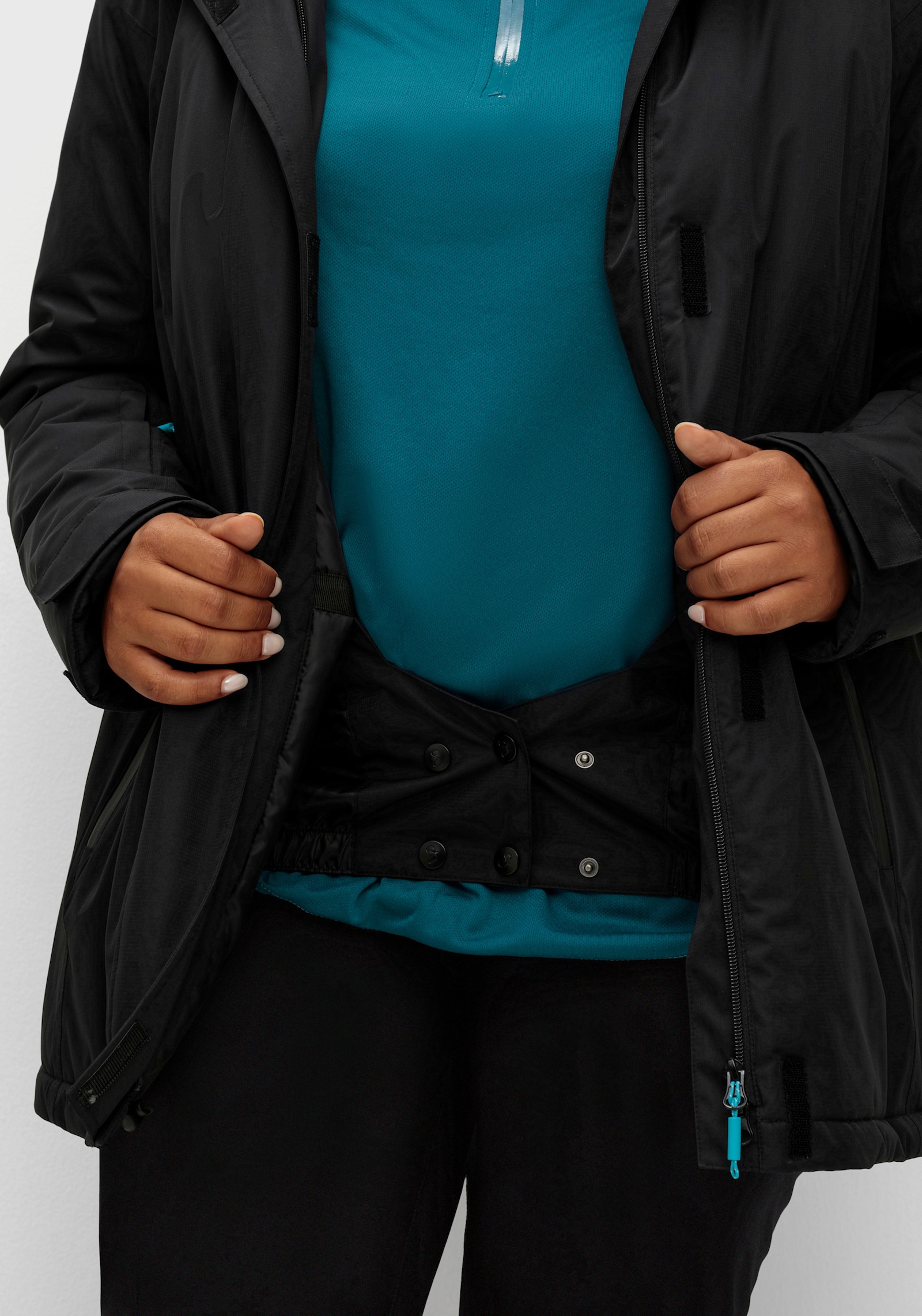 sheego Skijacke mit abzippbarer Kapuze - schwarz