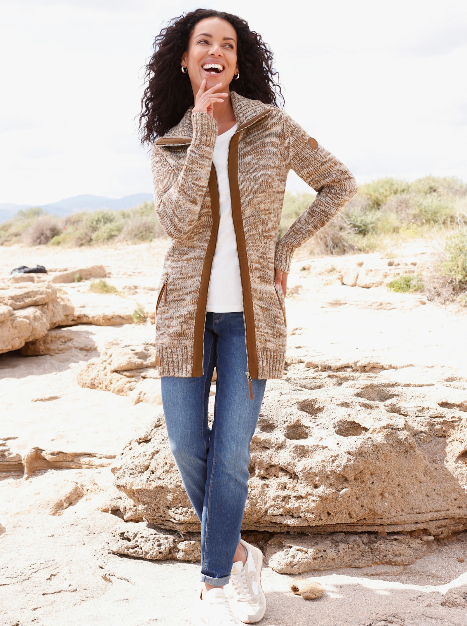 Longstrickjacke mit Troyerkragen - braun-ecru-meliert