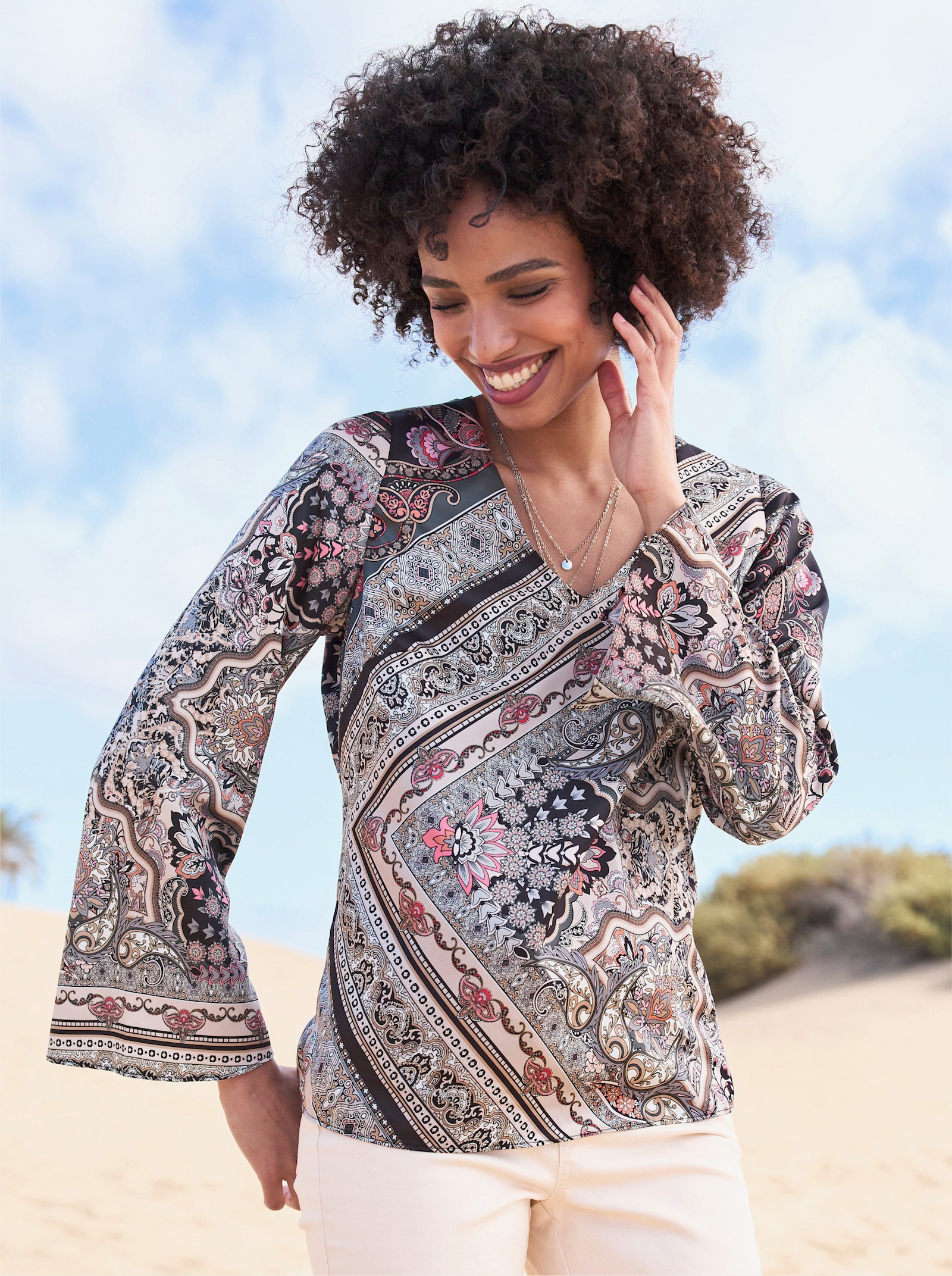 heine Satijnen blouse met trompetmouwen - grafiet/camel bedrukt