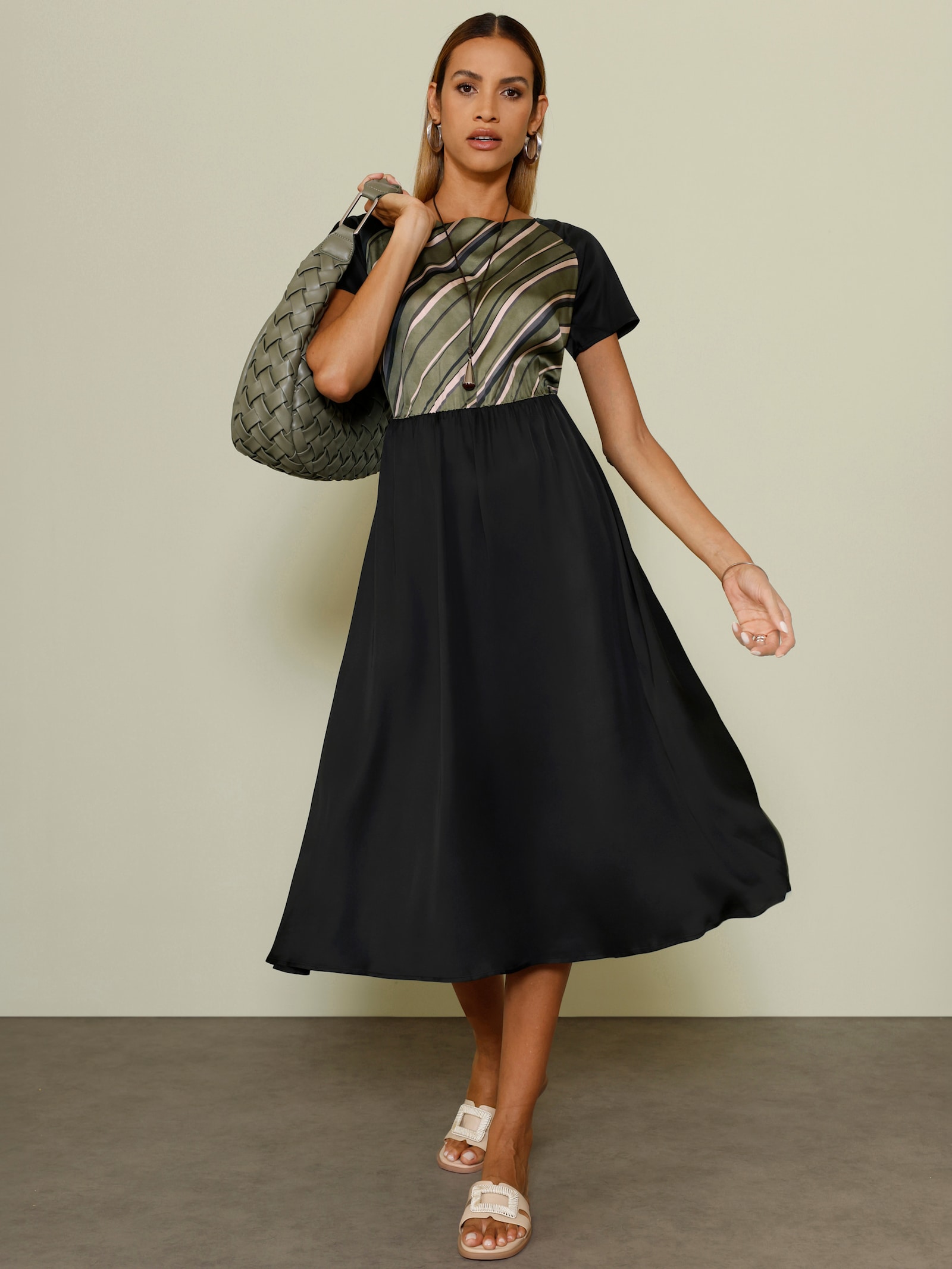 Webkleid mit Reißverschluss hinten - khaki-graphit-gestreift