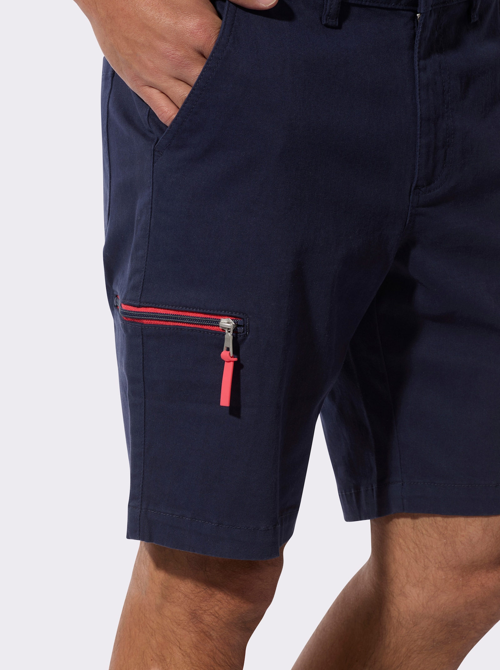 Bermudas mit Reißverschluss-Tasche - marine