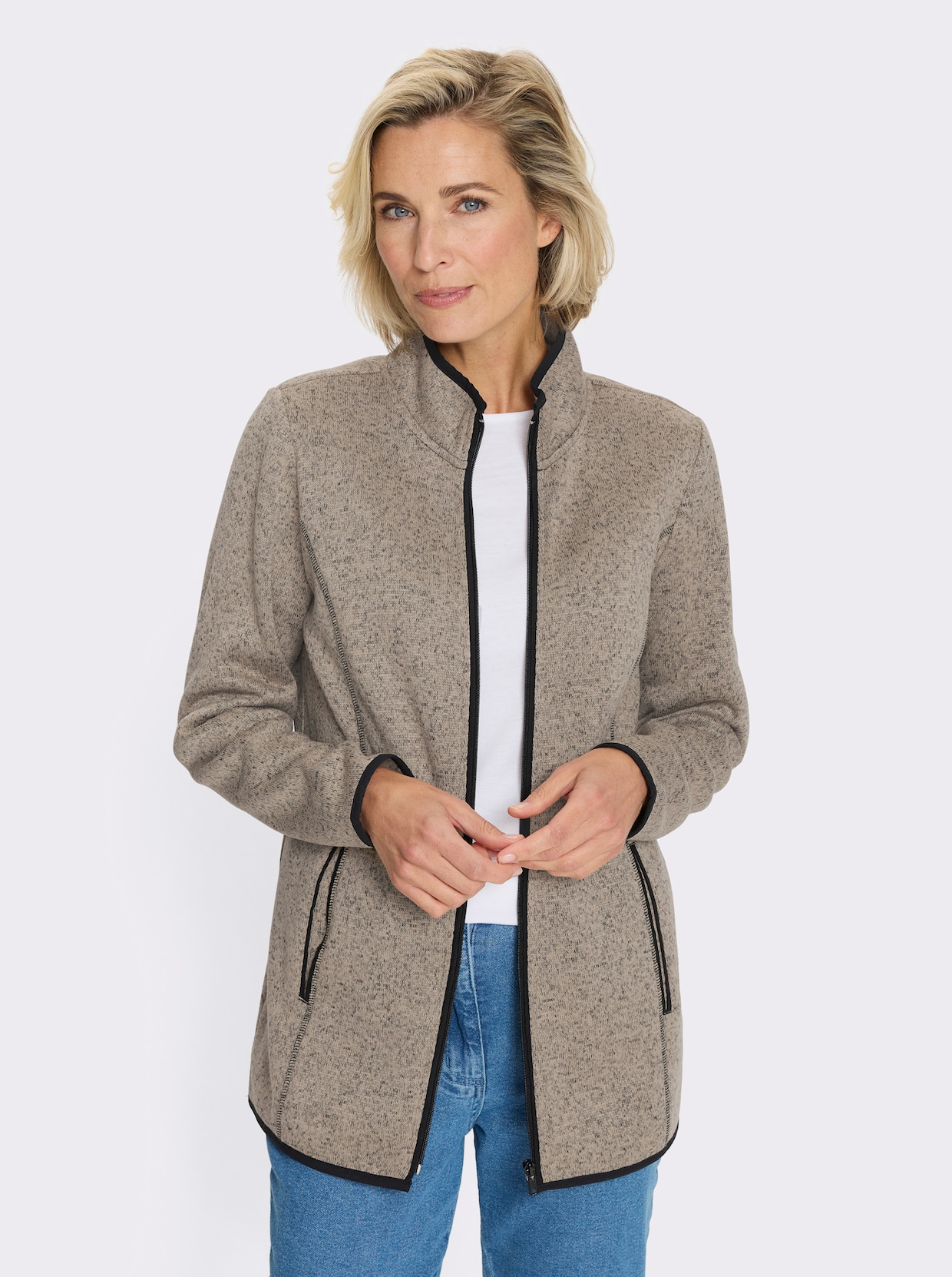 Gebreid fleecejack met elastische boorden met paspel - sesam/zwart gedessineerd