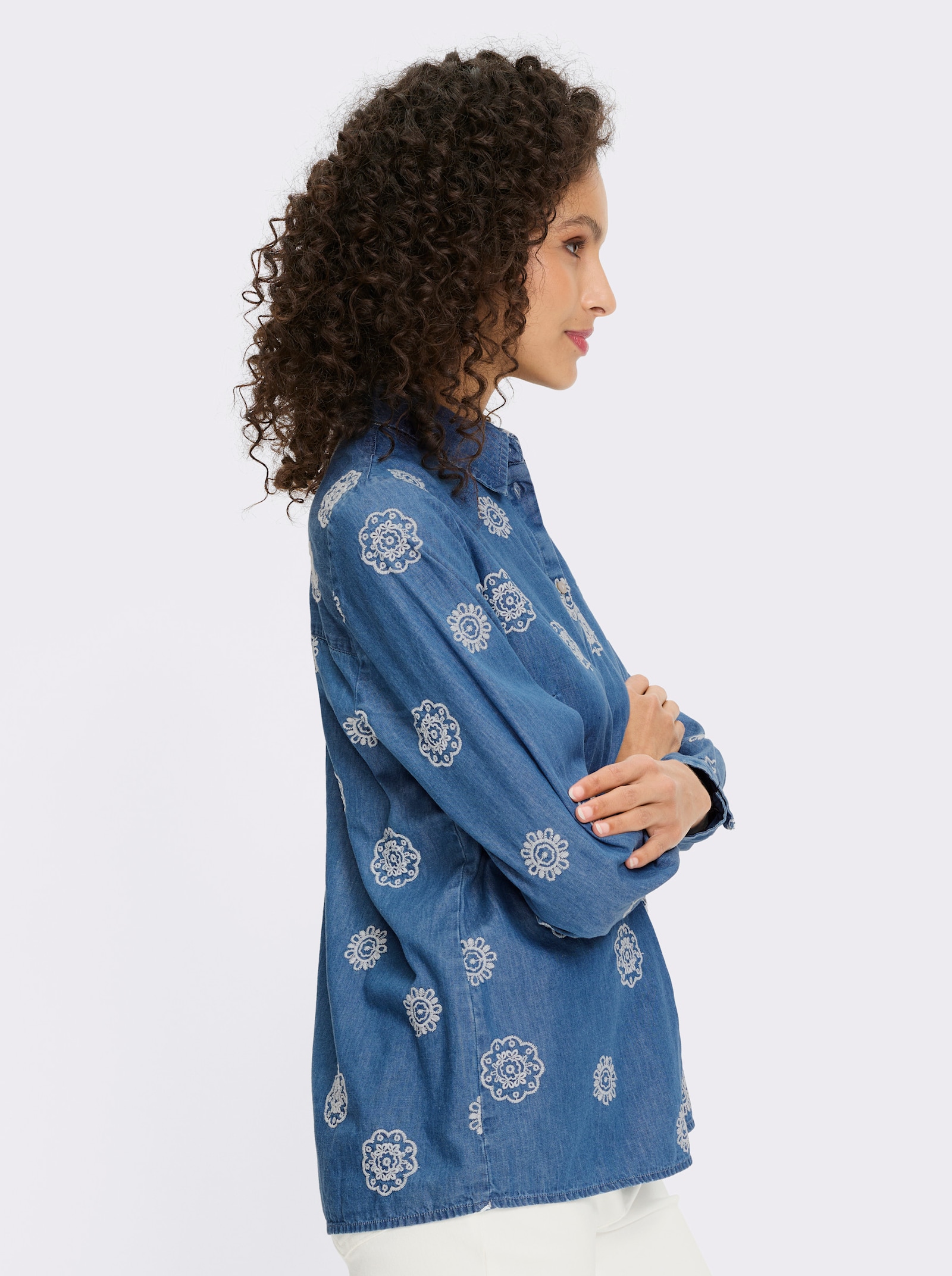 heine Hemdbluse mit Blumenstickerei - blue-bleached