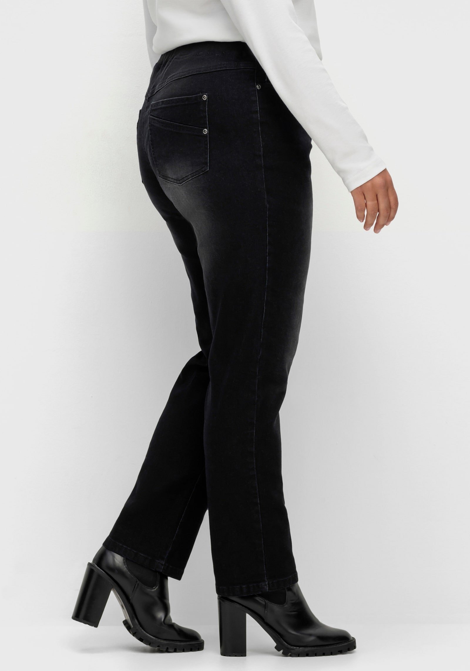 Schlupfjeans mit geripptem Strick-Dehnbund - black-denim