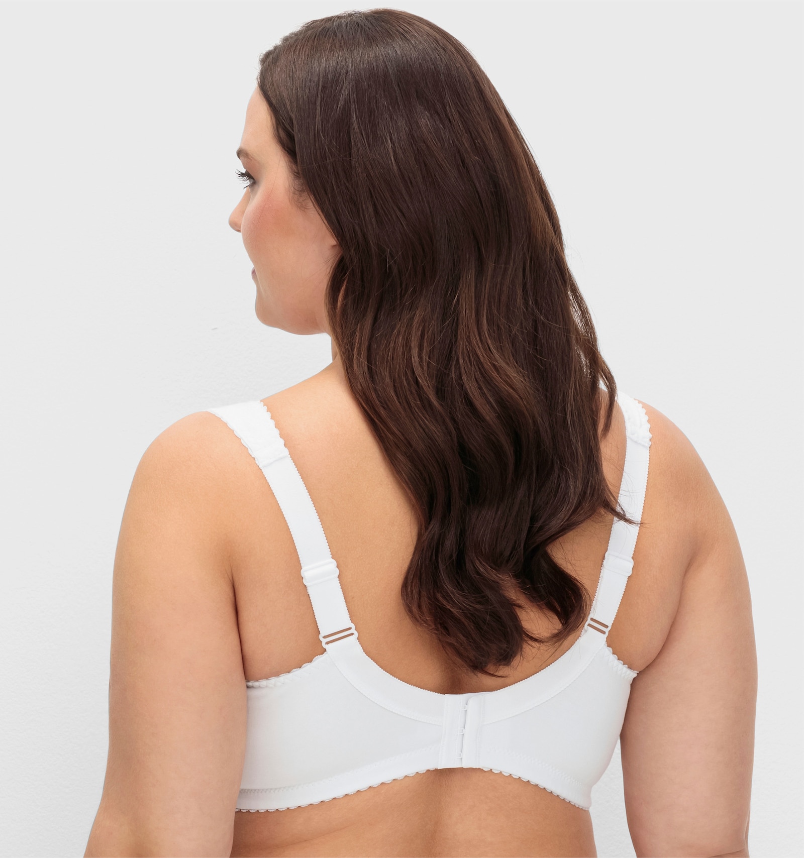 sheego Steunbeha met geschulpte randen - wit
