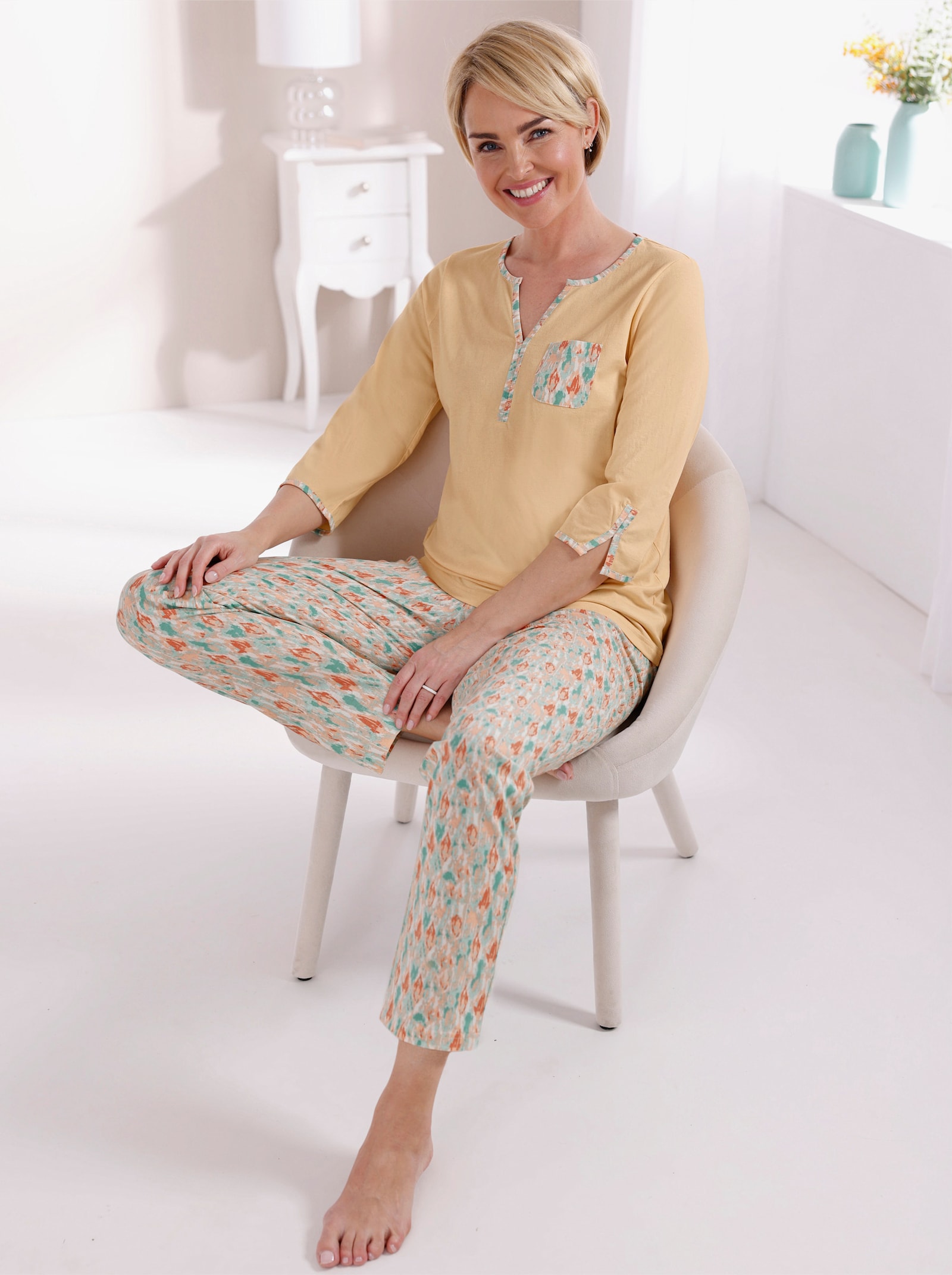 wäschepur Schlafanzug aus reiner Baumwolle - apricot-salbei-bedruckt
