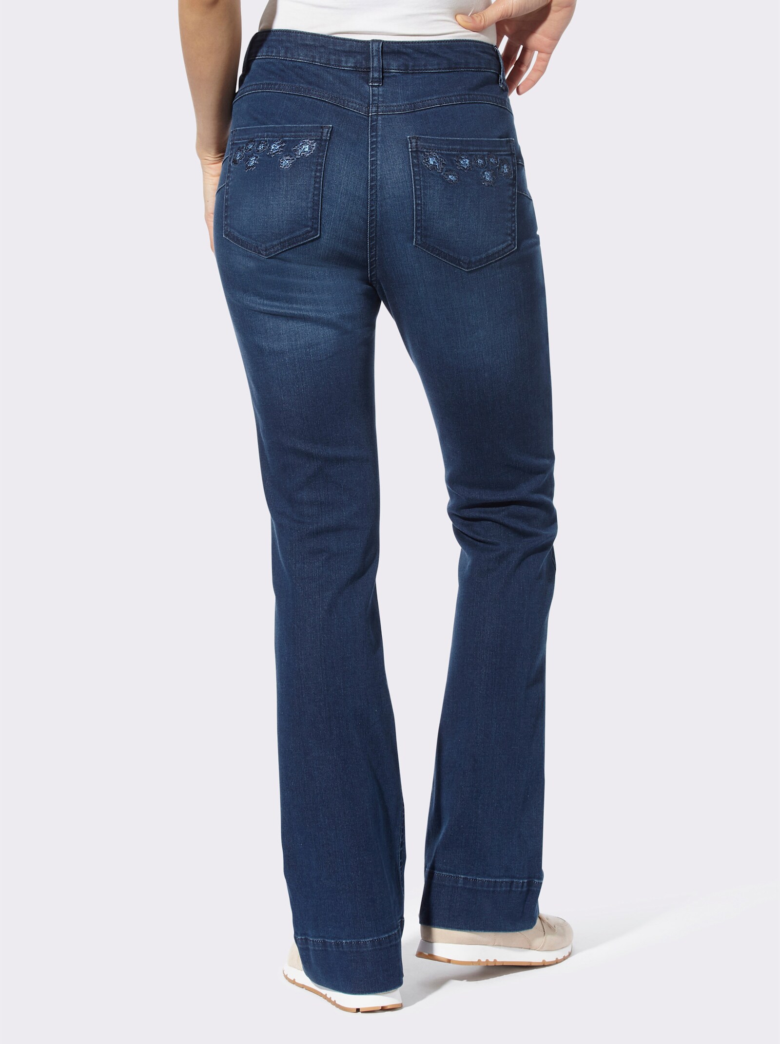 heine Bootcut-Jeans mit bestickten Gesäßtaschen - blue-stone-washed