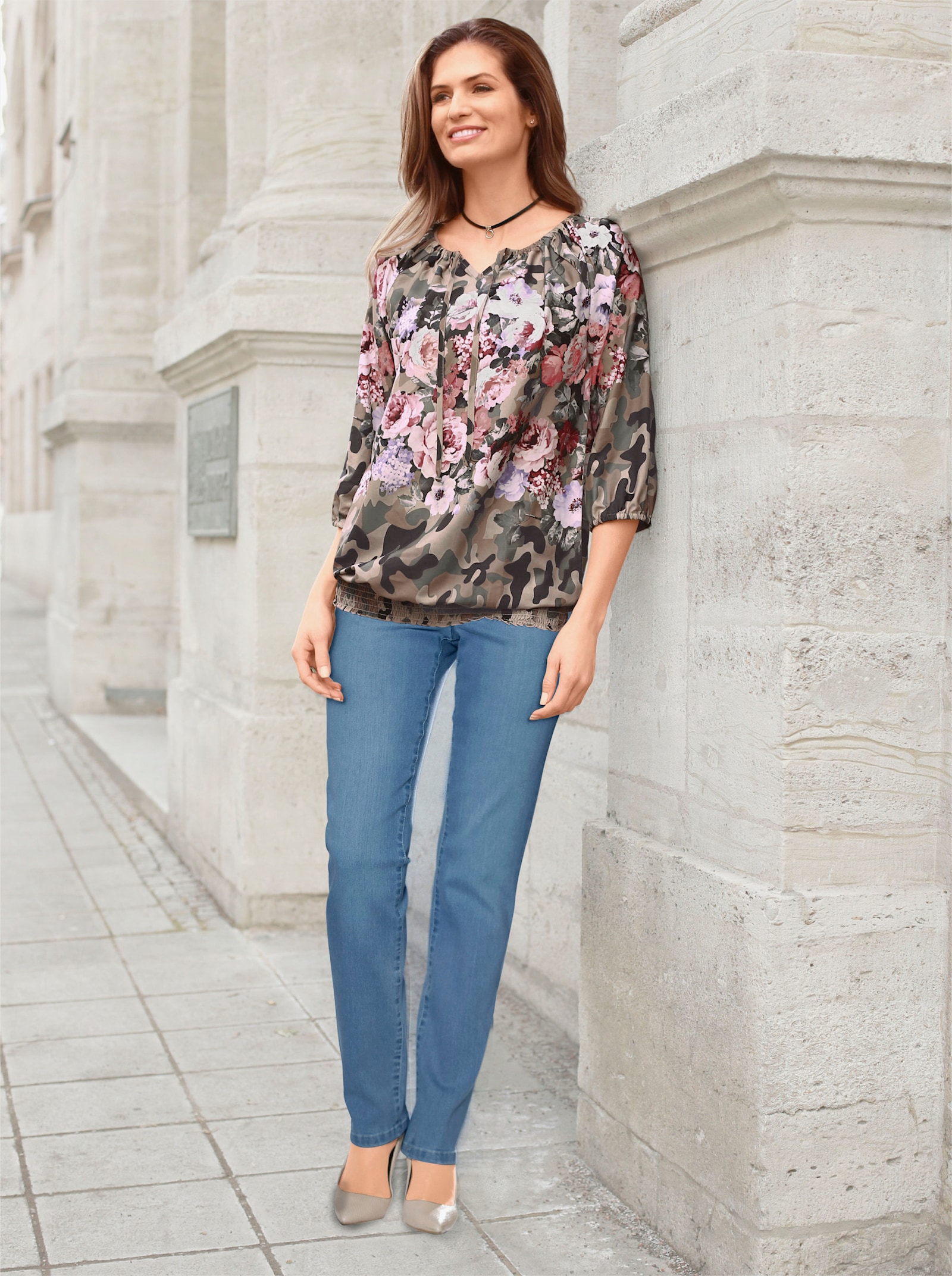 High-waist-Jeans mit hohem Rundum-Dehnbund - blue-bleached