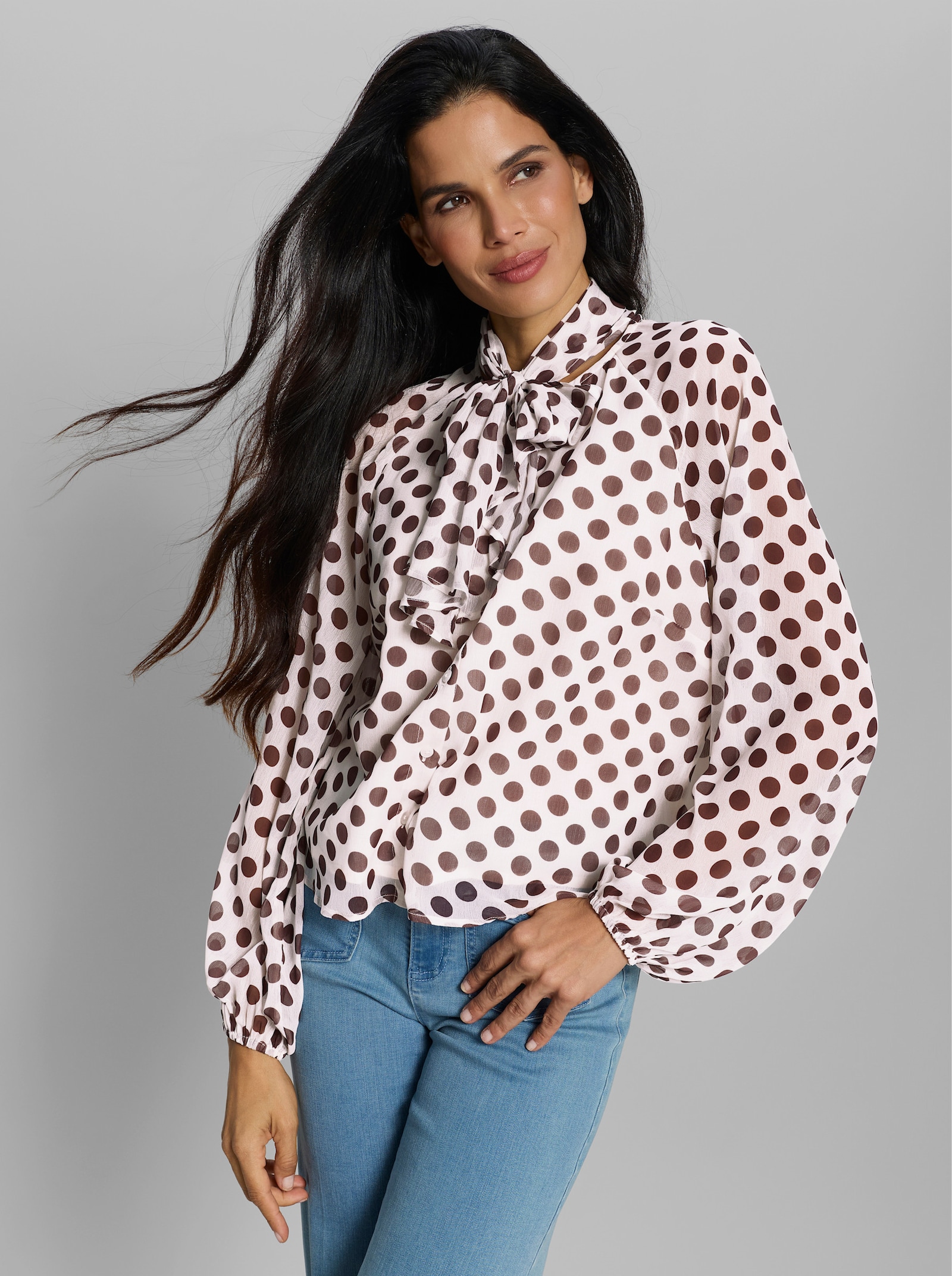 heine Schluppenbluse aus weich fließendem Chiffon - ecru-schoko-getupft